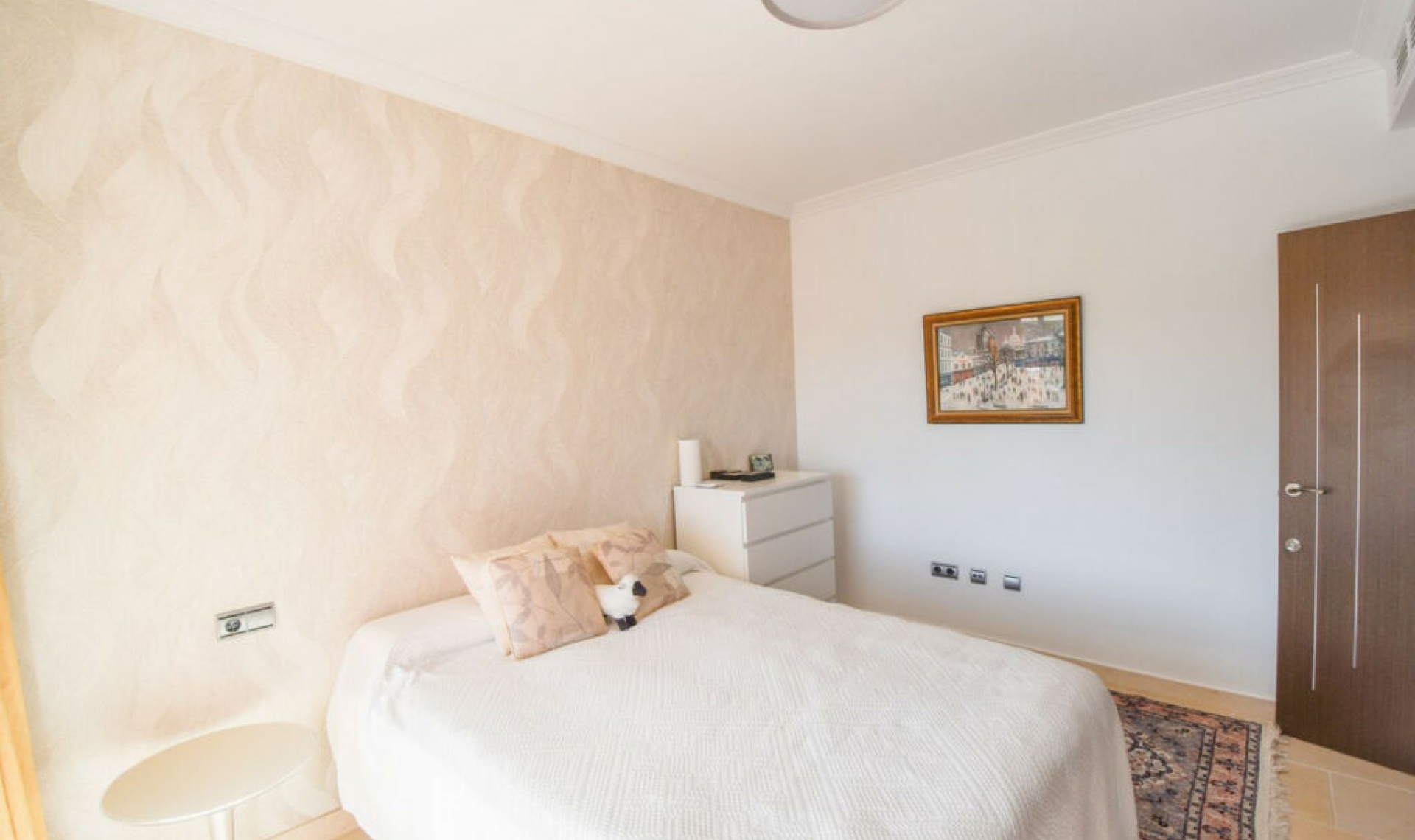 Resale - House -
Nueva Andalucía