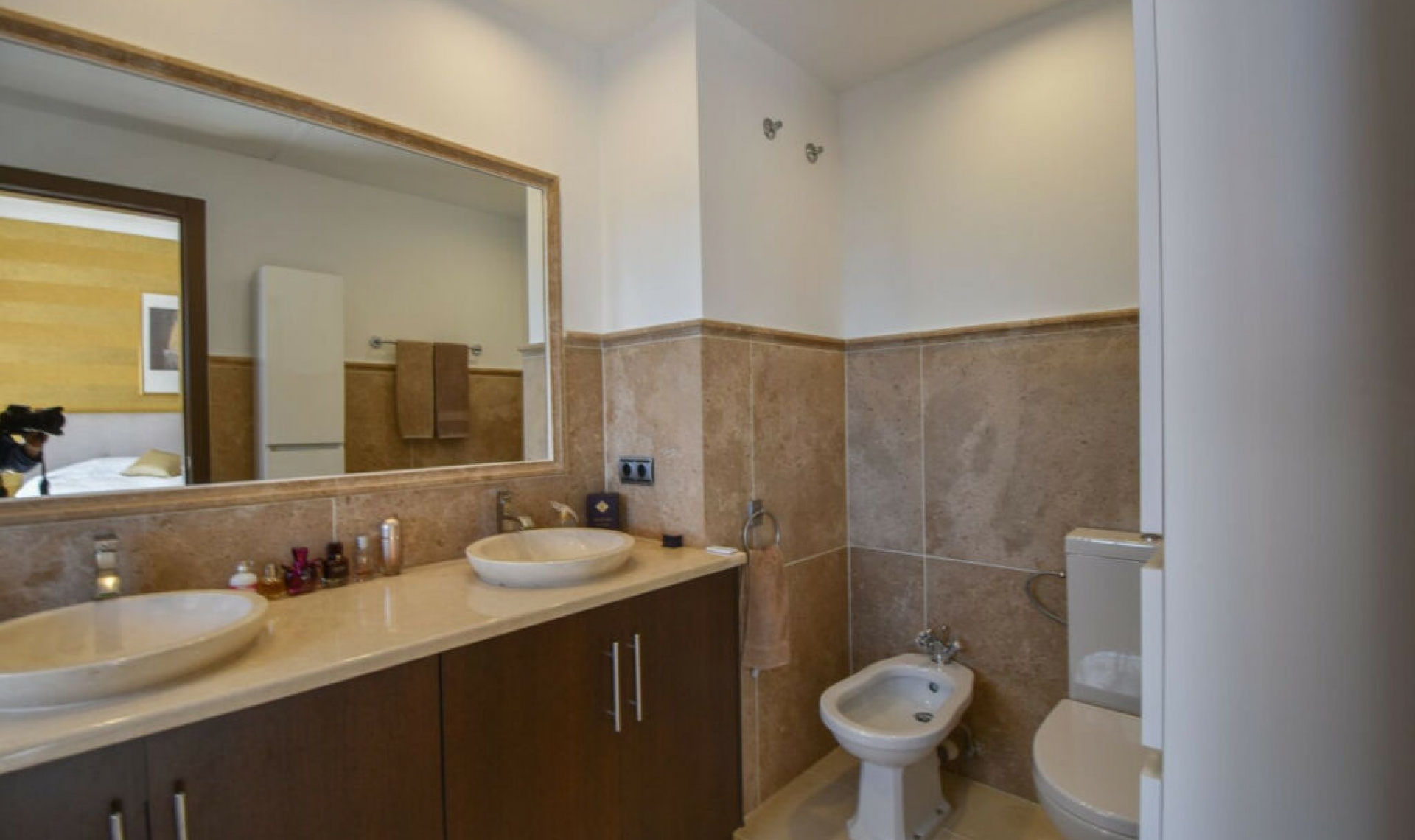 Resale - House -
Nueva Andalucía