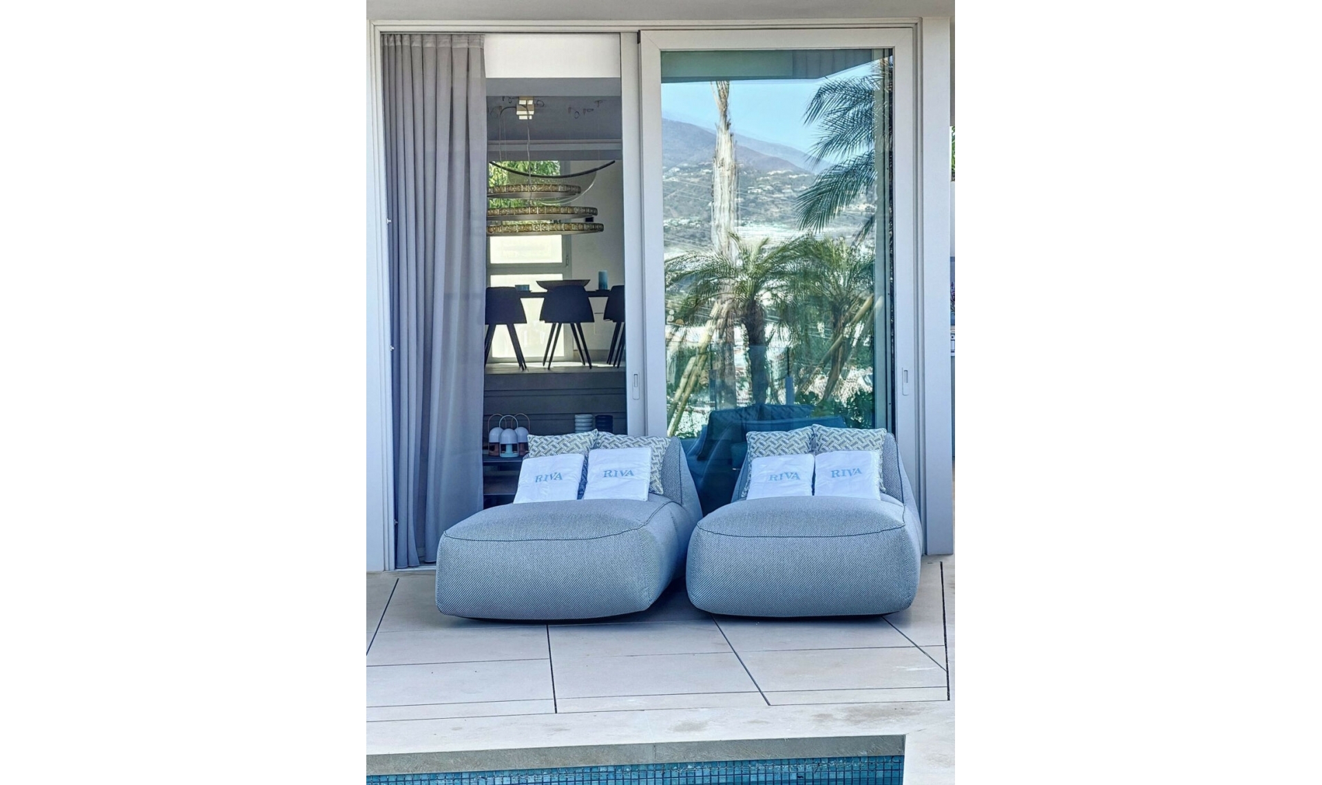 Resale - House -
Nueva Andalucía