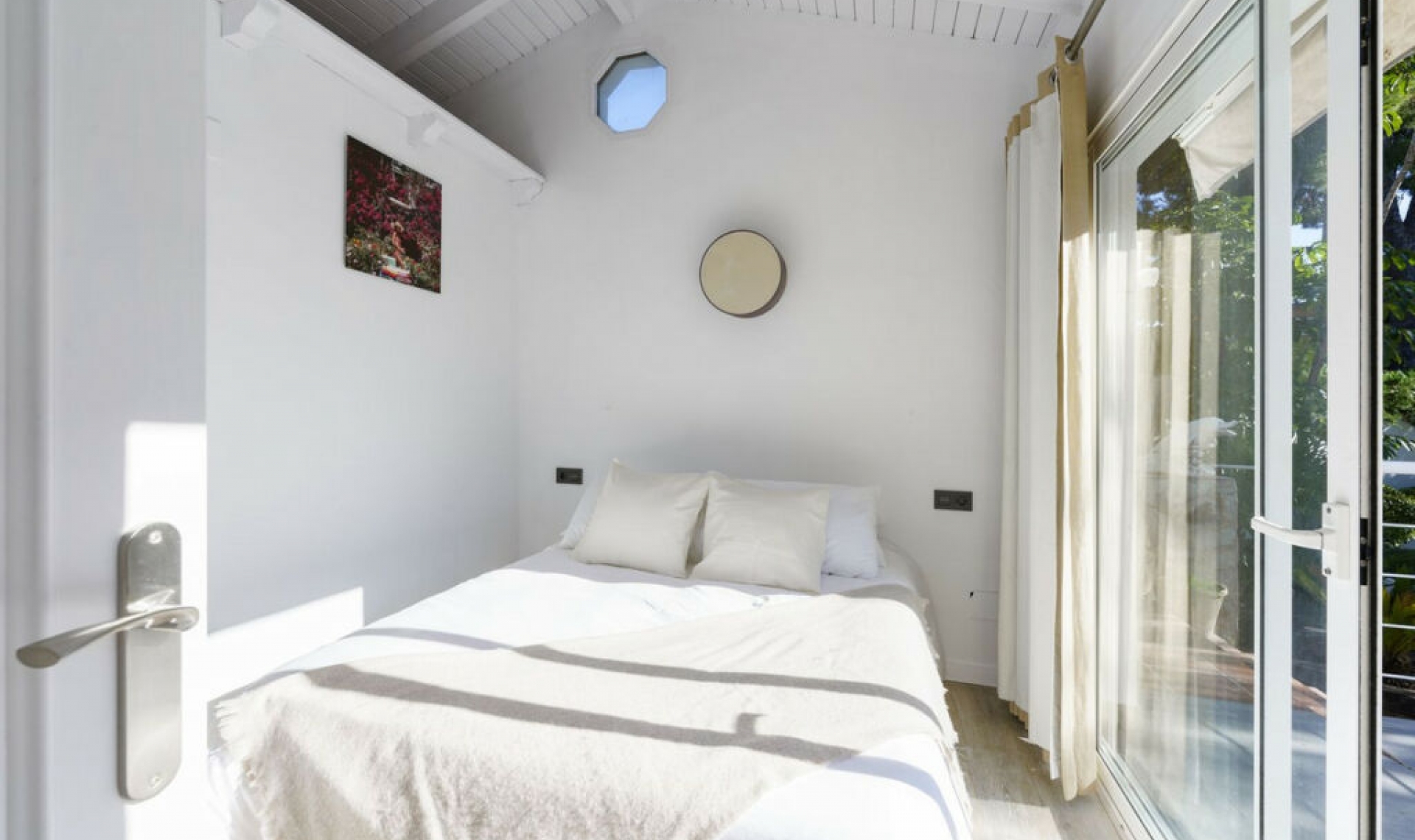 Resale - House -
Nueva Andalucía