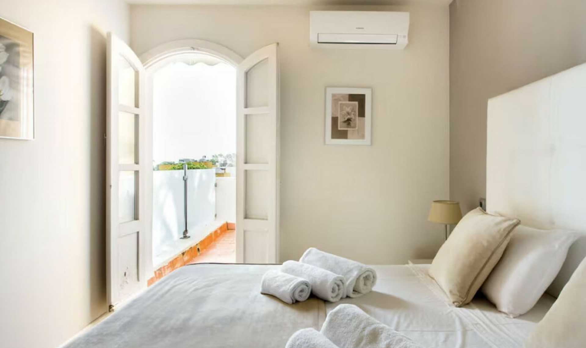 Resale - House -
Nueva Andalucía