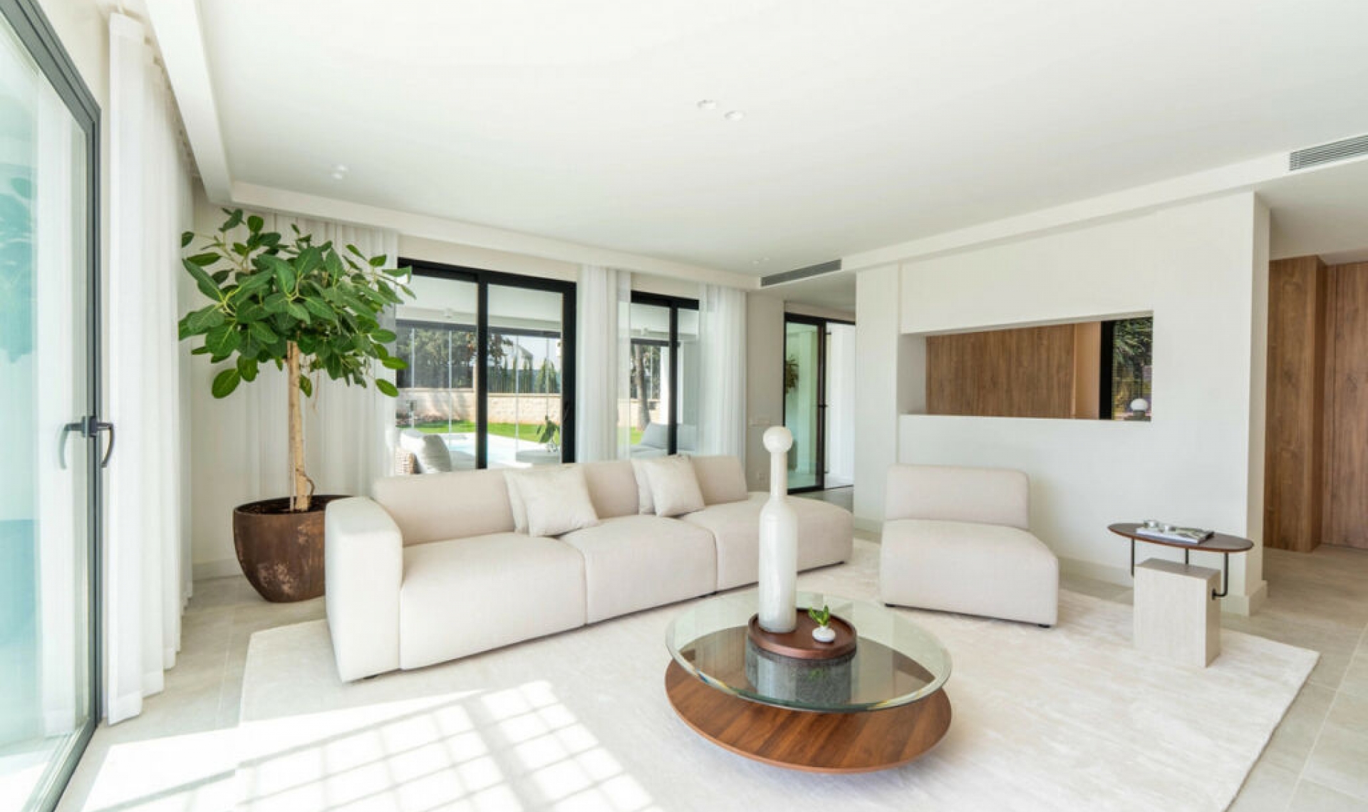 Resale - House -
Nueva Andalucía