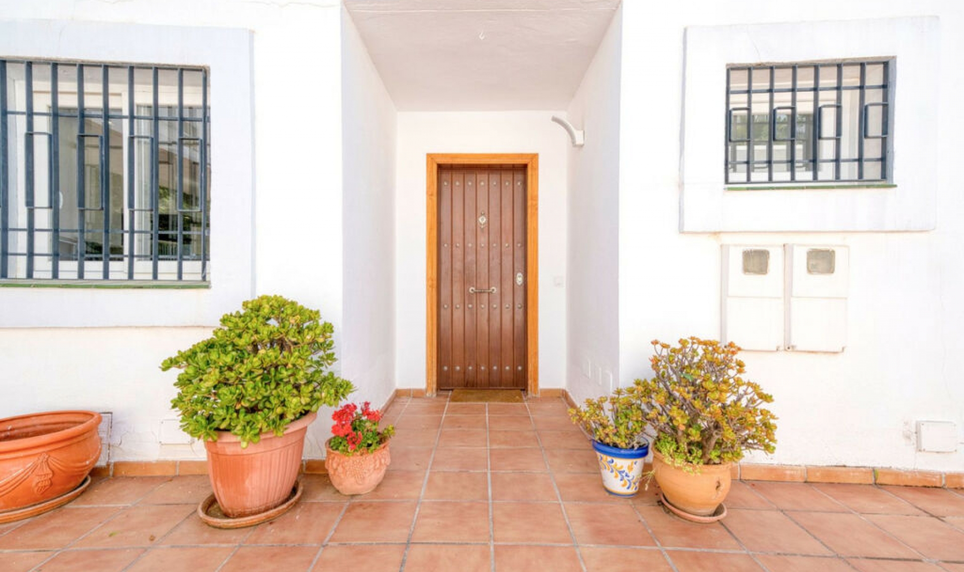 Resale - House -
Nueva Andalucía