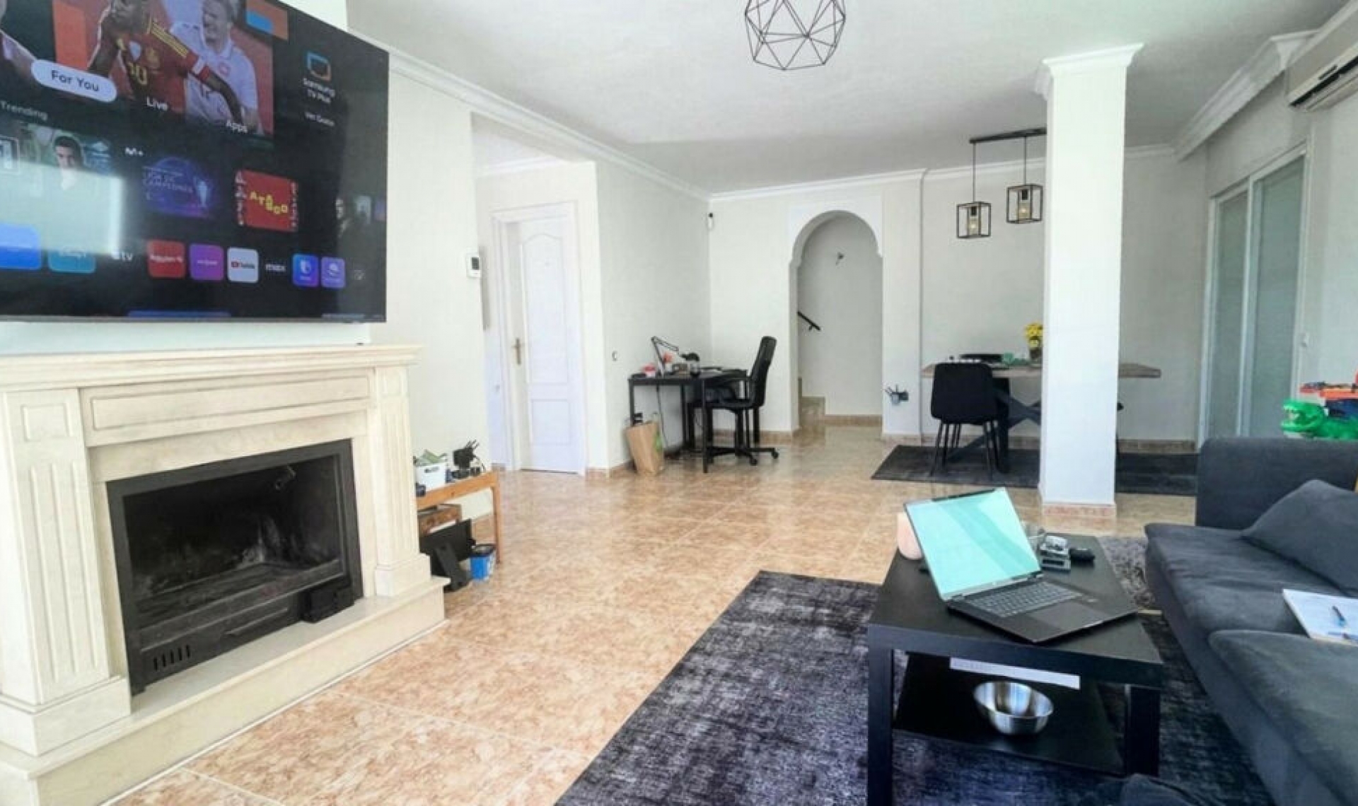 Resale - House -
Nueva Andalucía