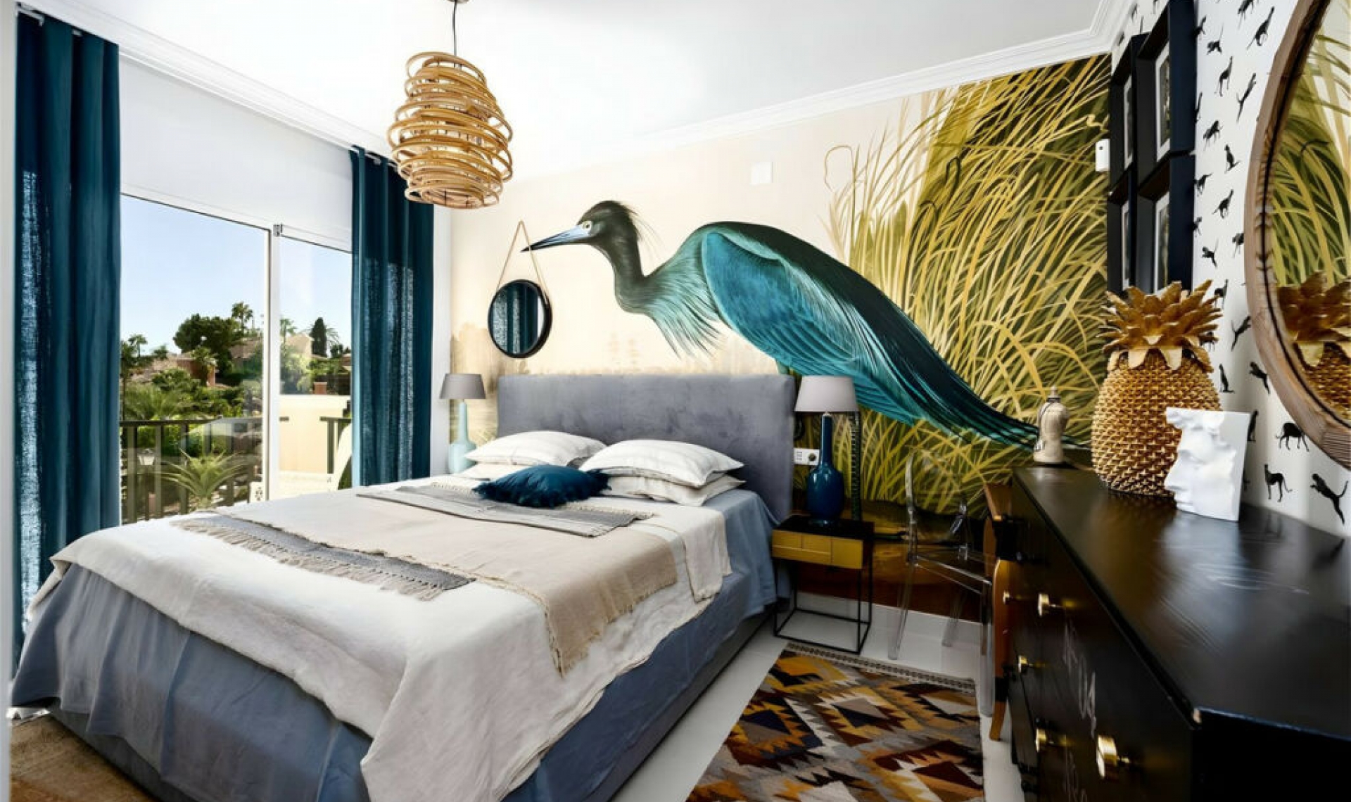 Resale - House -
Nueva Andalucía