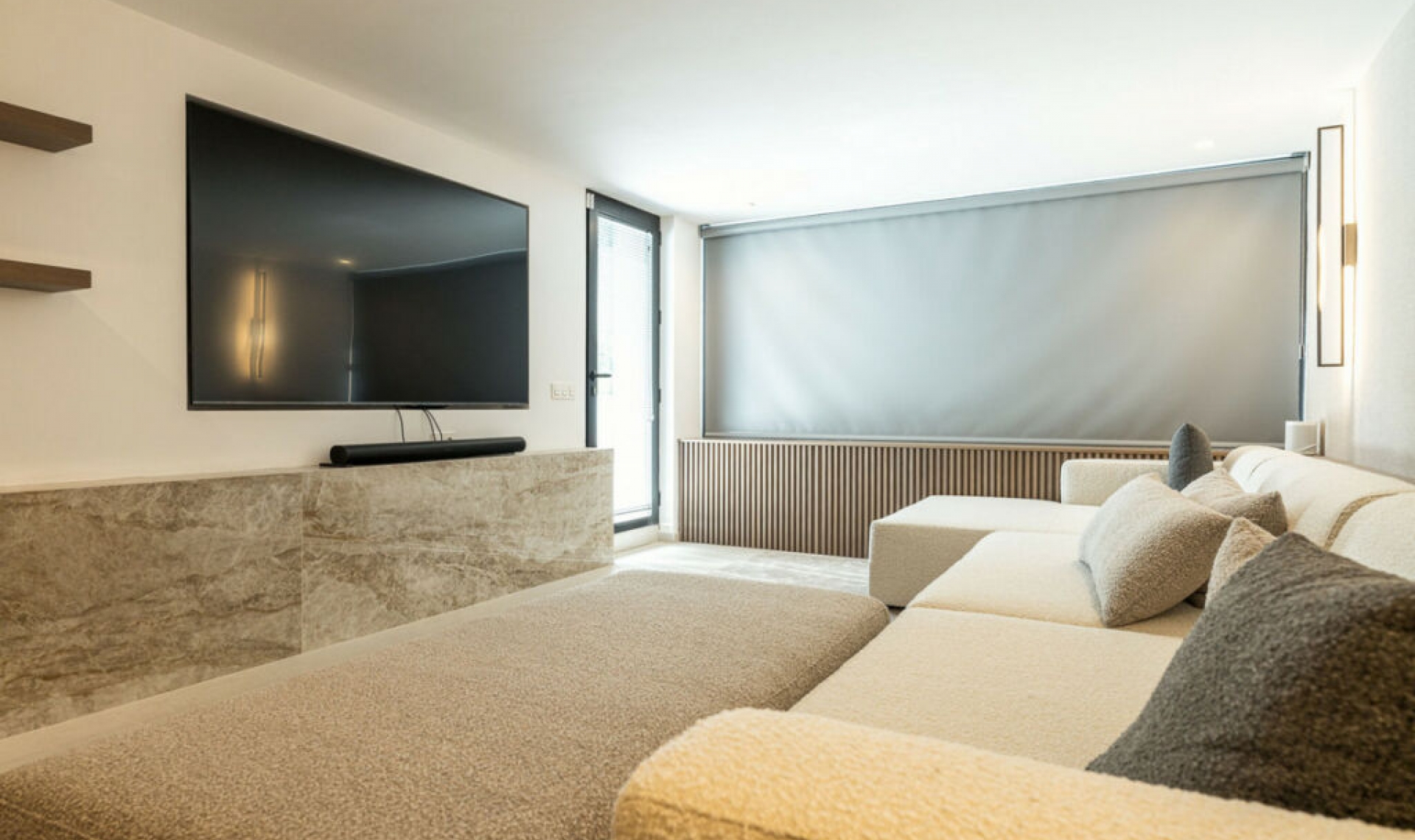 Resale - House -
Nueva Andalucía