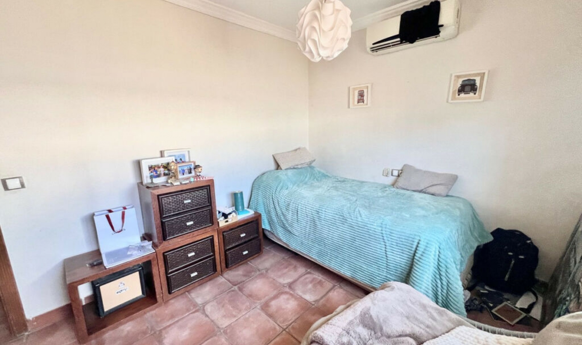 Resale - House -
Nueva Andalucía