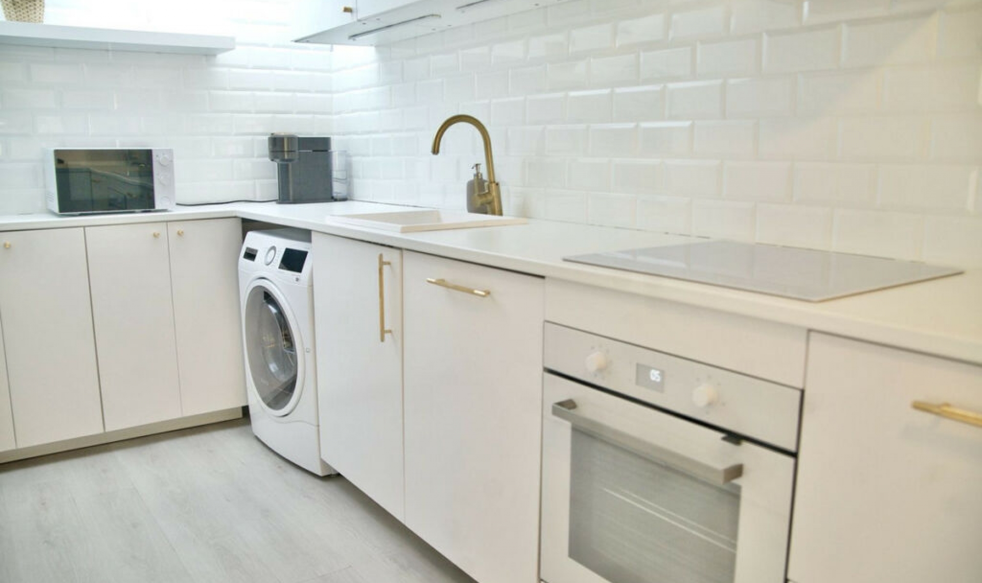 Resale - House -
Nueva Andalucía