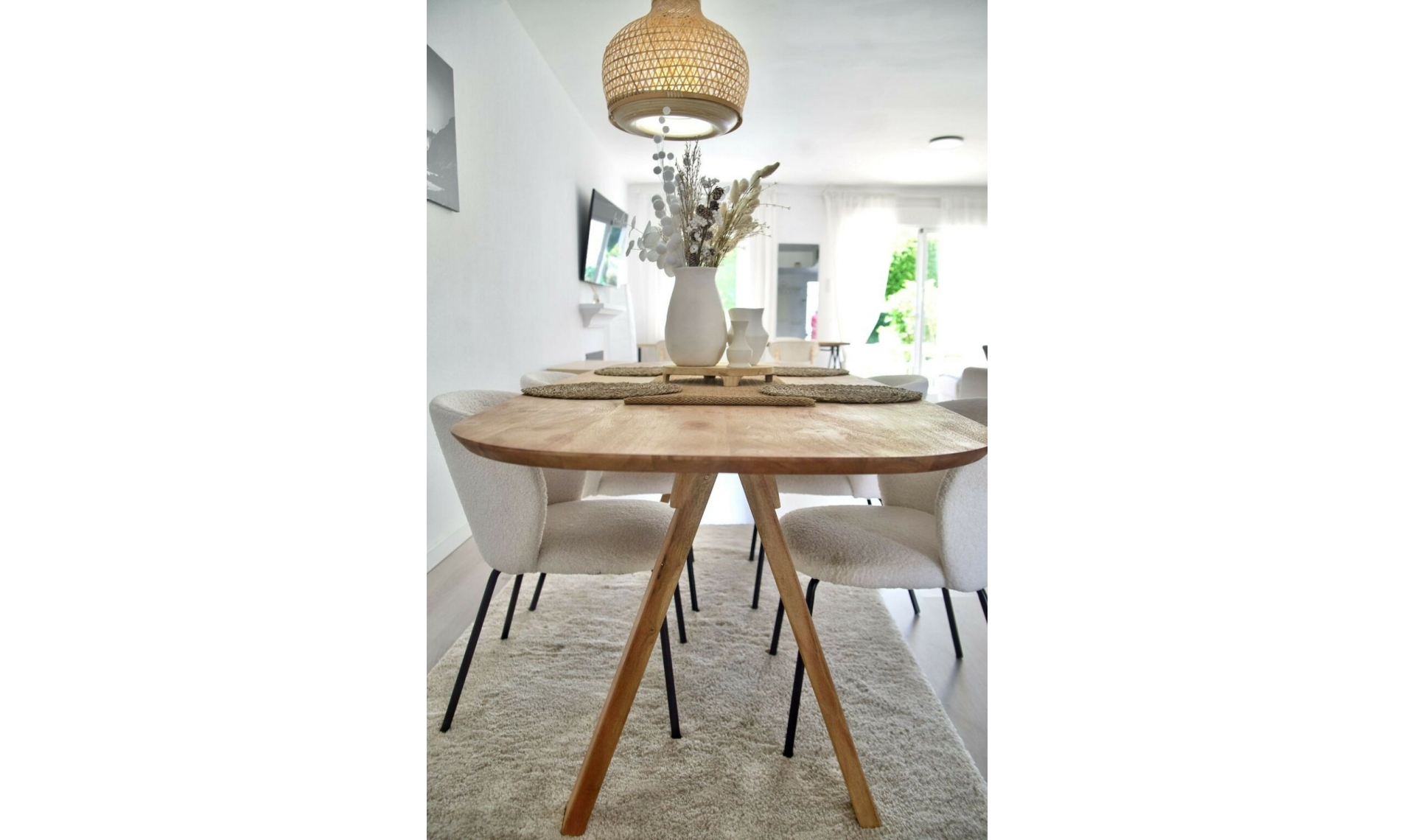 Resale - House -
Nueva Andalucía