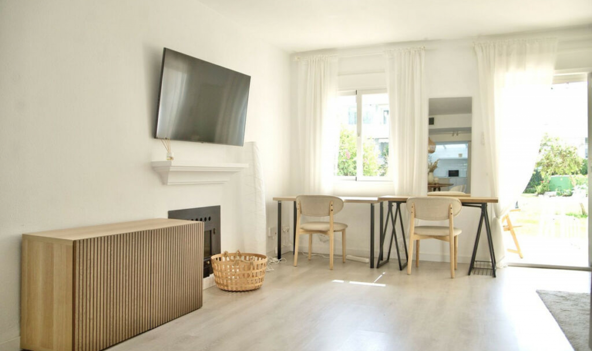 Resale - House -
Nueva Andalucía