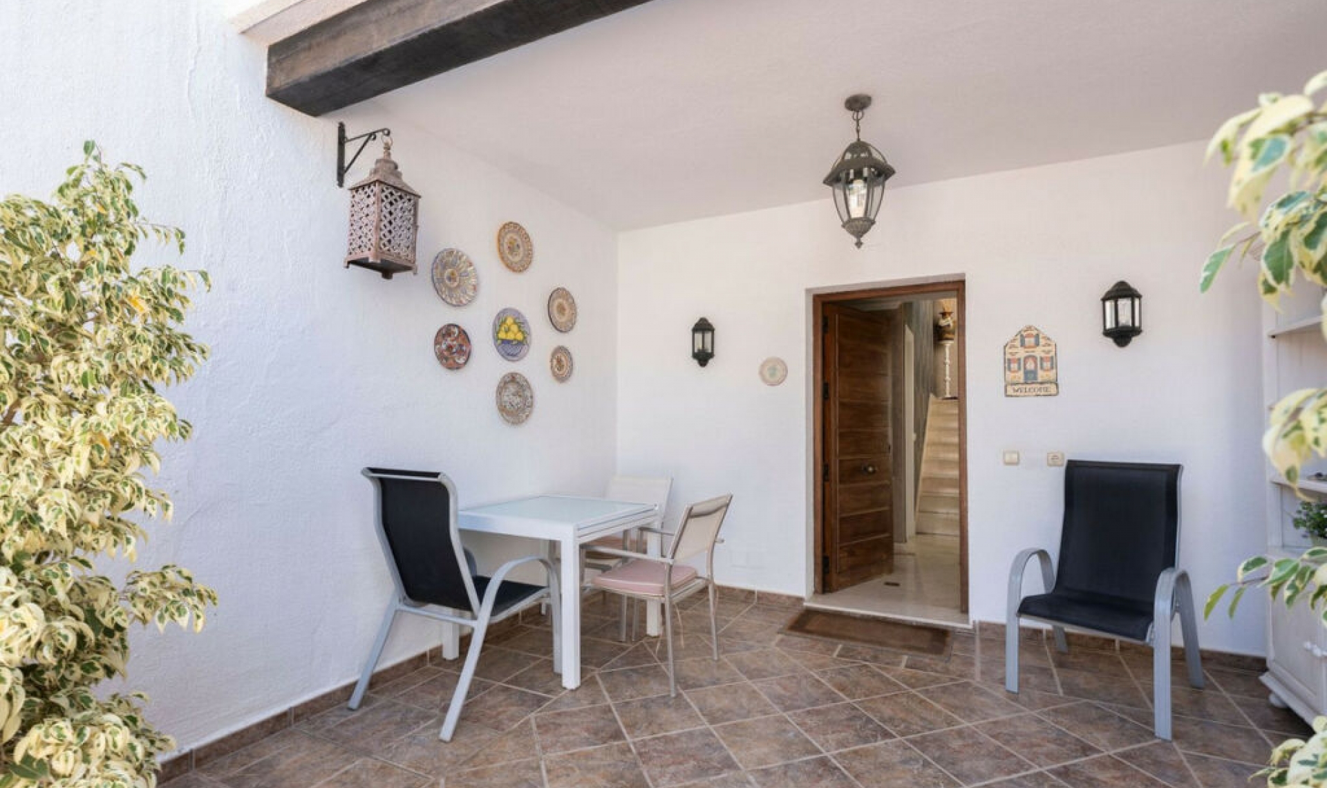 Resale - House -
Nueva Andalucía