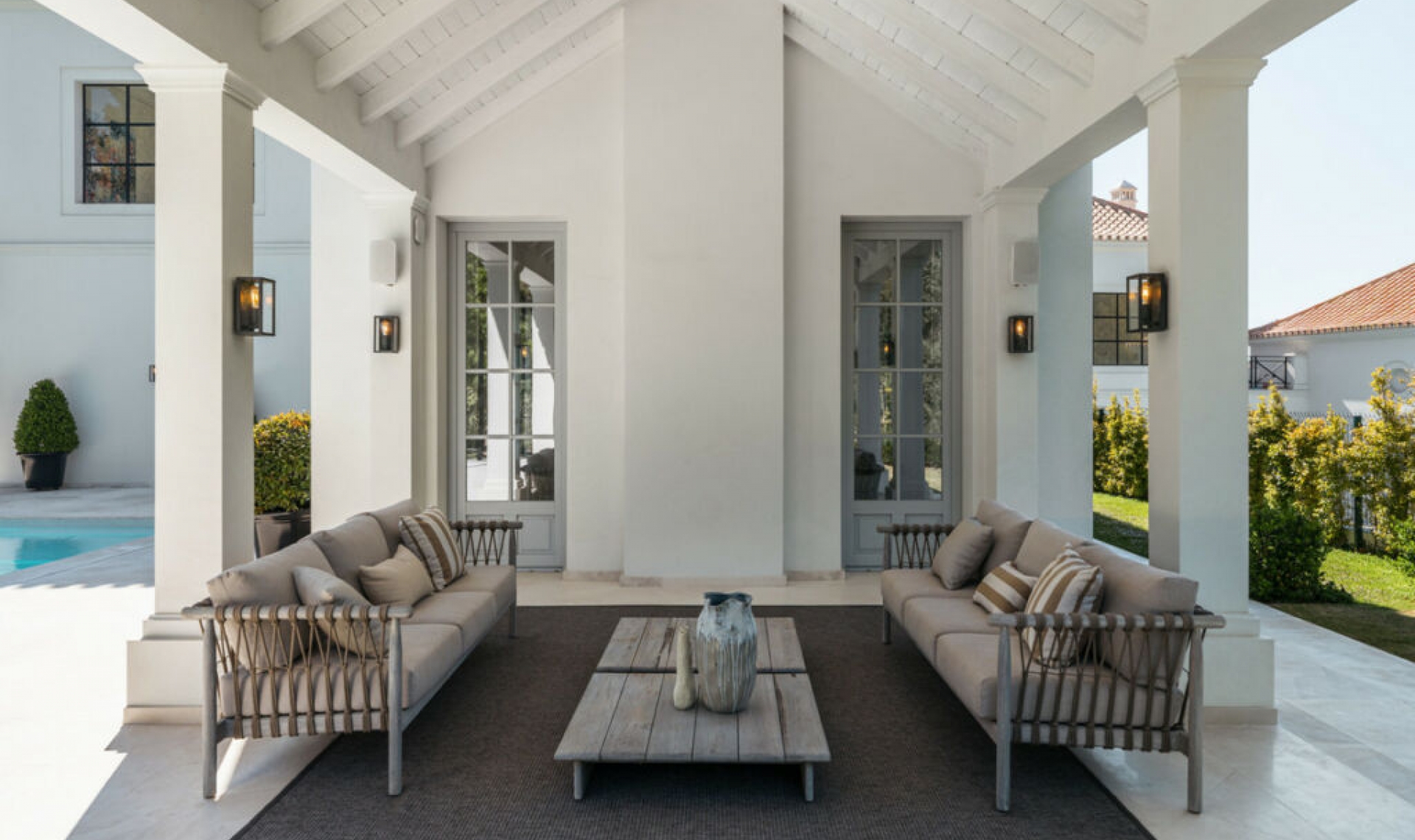 Resale - House -
Nueva Andalucía