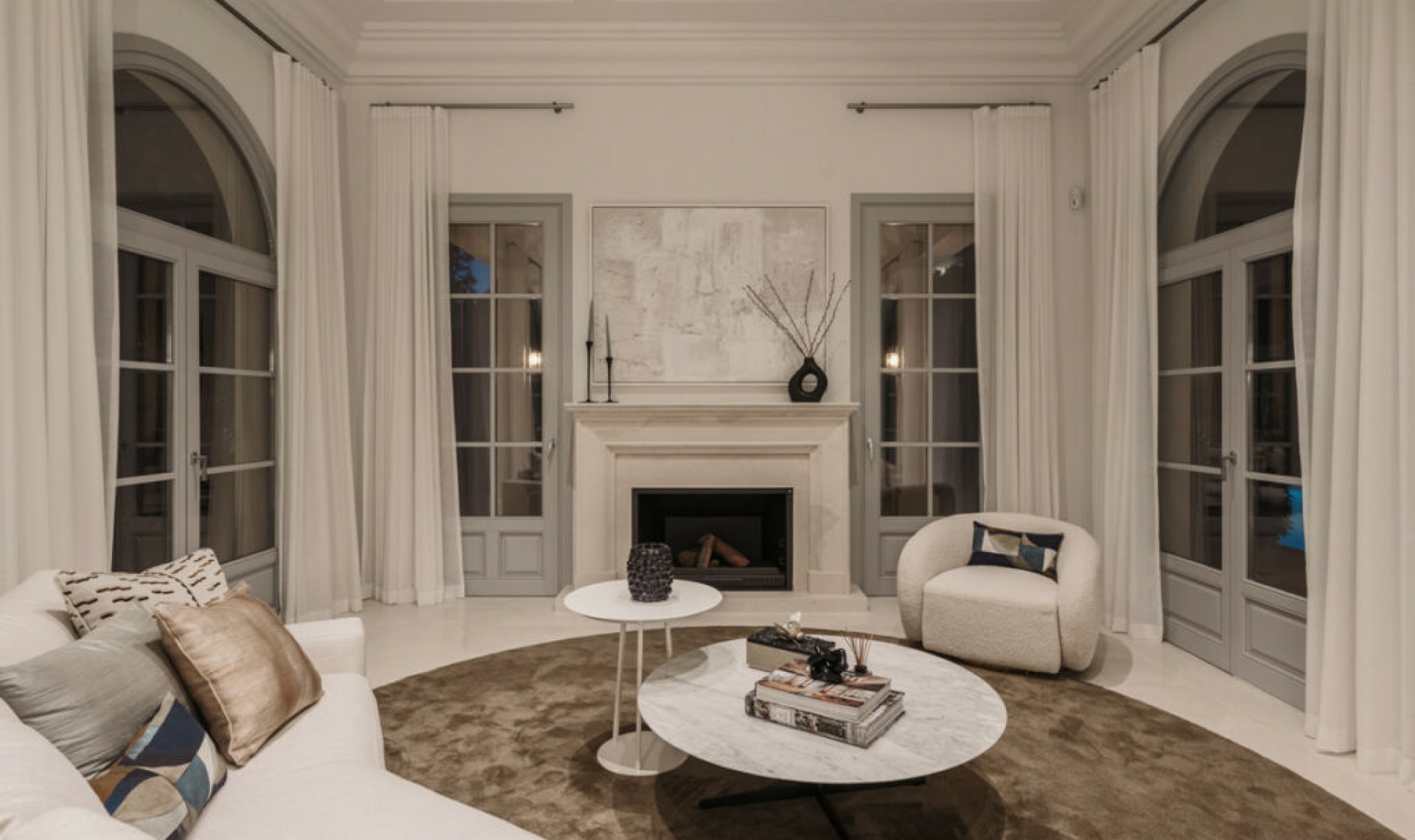 Resale - House -
Nueva Andalucía