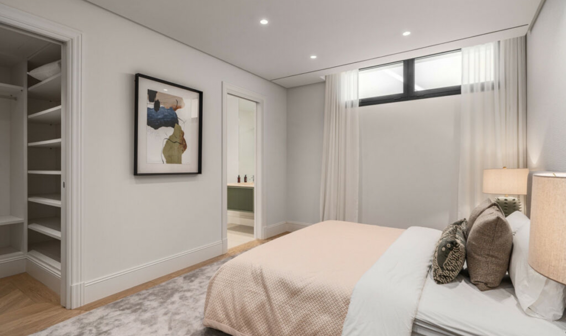 Resale - House -
Nueva Andalucía