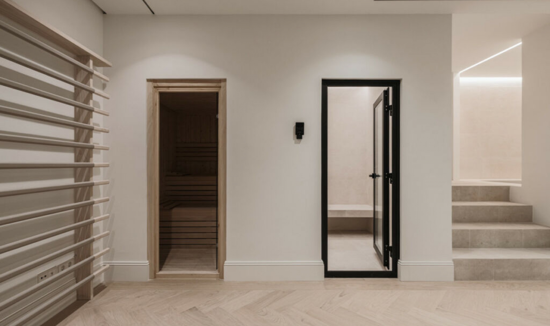 Resale - House -
Nueva Andalucía