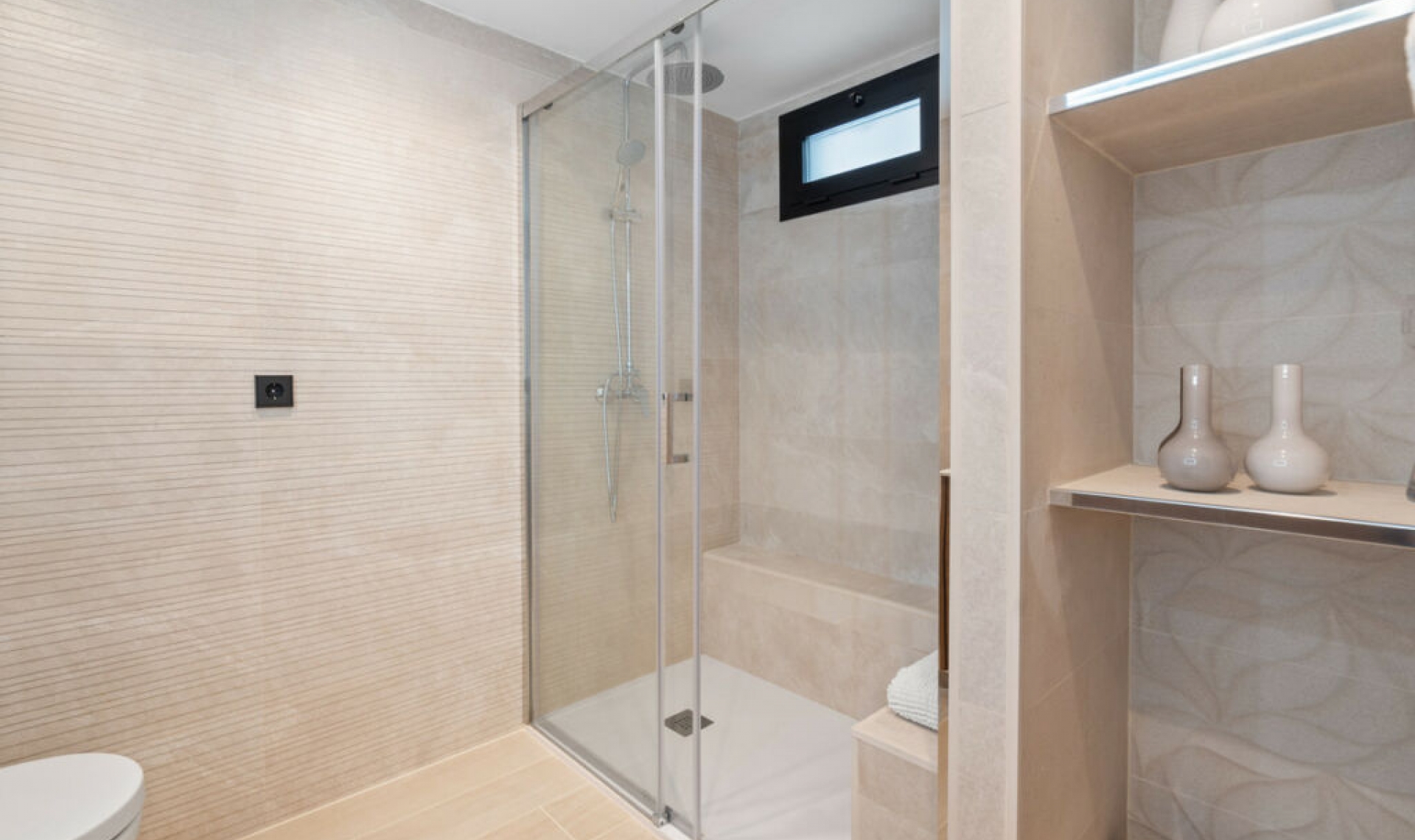 Resale - House -
Nueva Andalucía