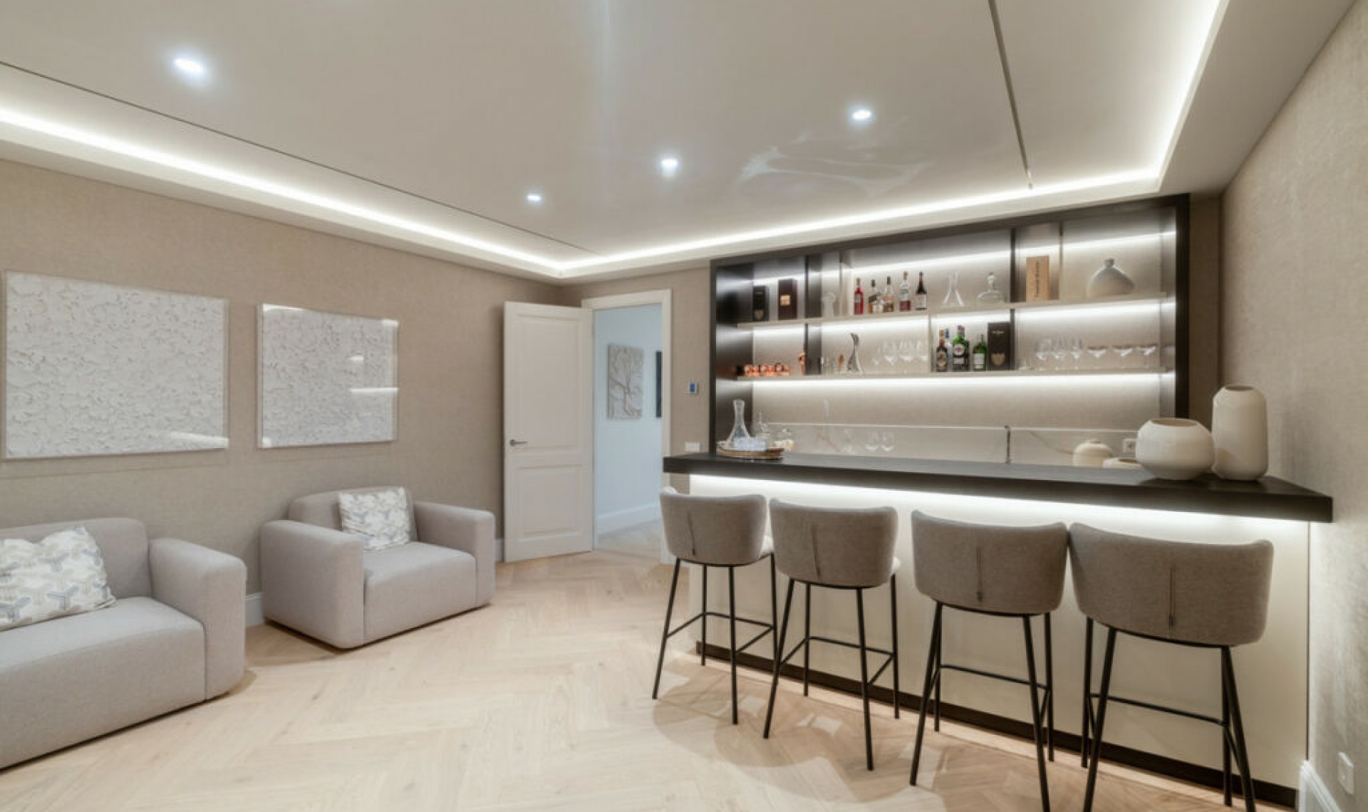 Resale - House -
Nueva Andalucía