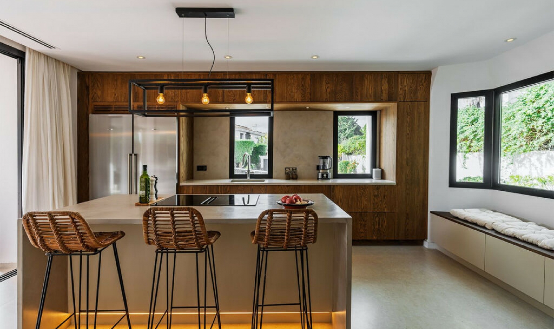 Resale - House -
Nueva Andalucía