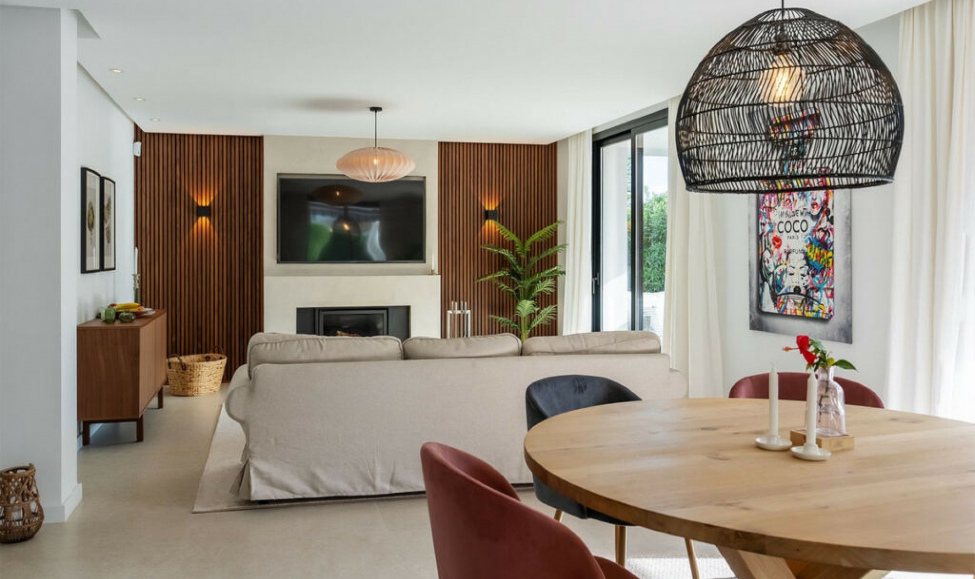 Resale - House -
Nueva Andalucía