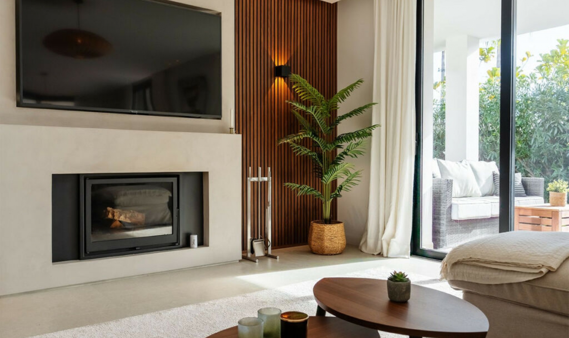 Resale - House -
Nueva Andalucía