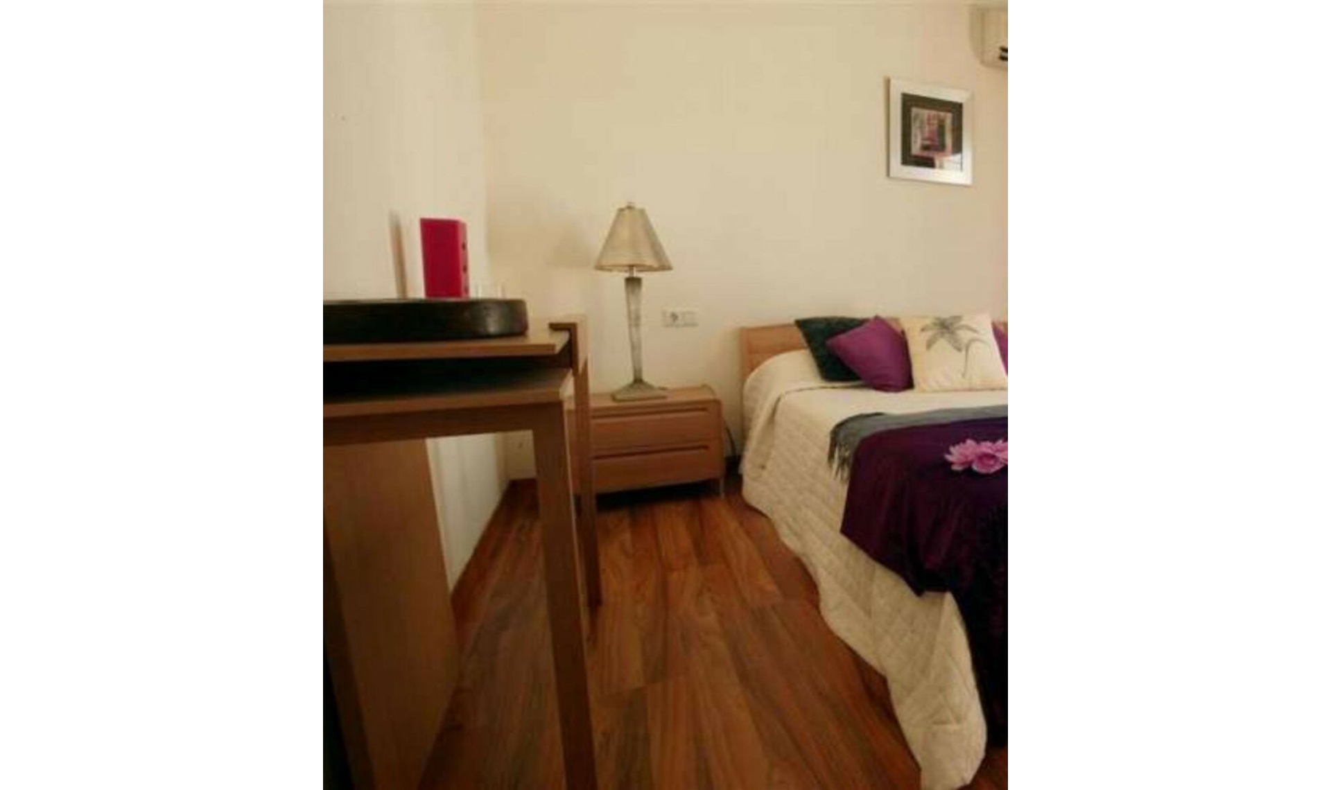 Resale - House -
Nueva Andalucía