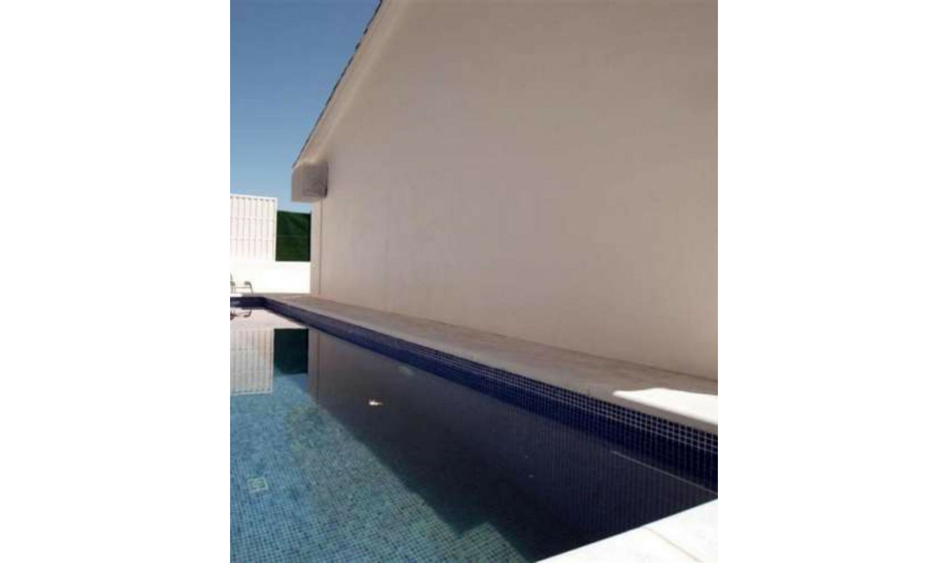 Resale - House -
Nueva Andalucía