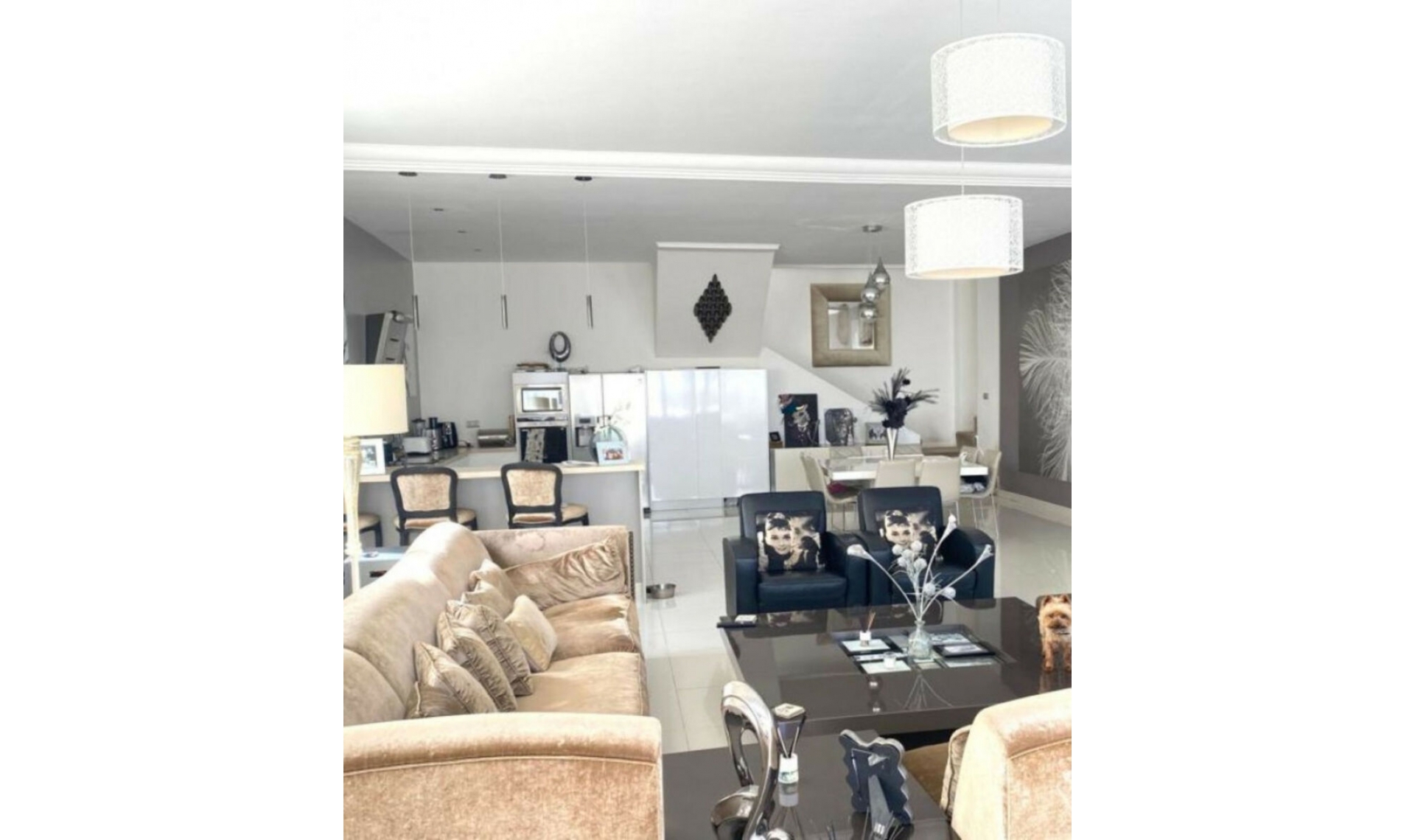 Resale - House -
Nueva Andalucía