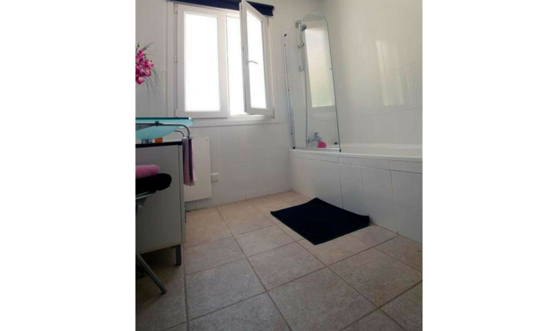 Resale - House -
Nueva Andalucía