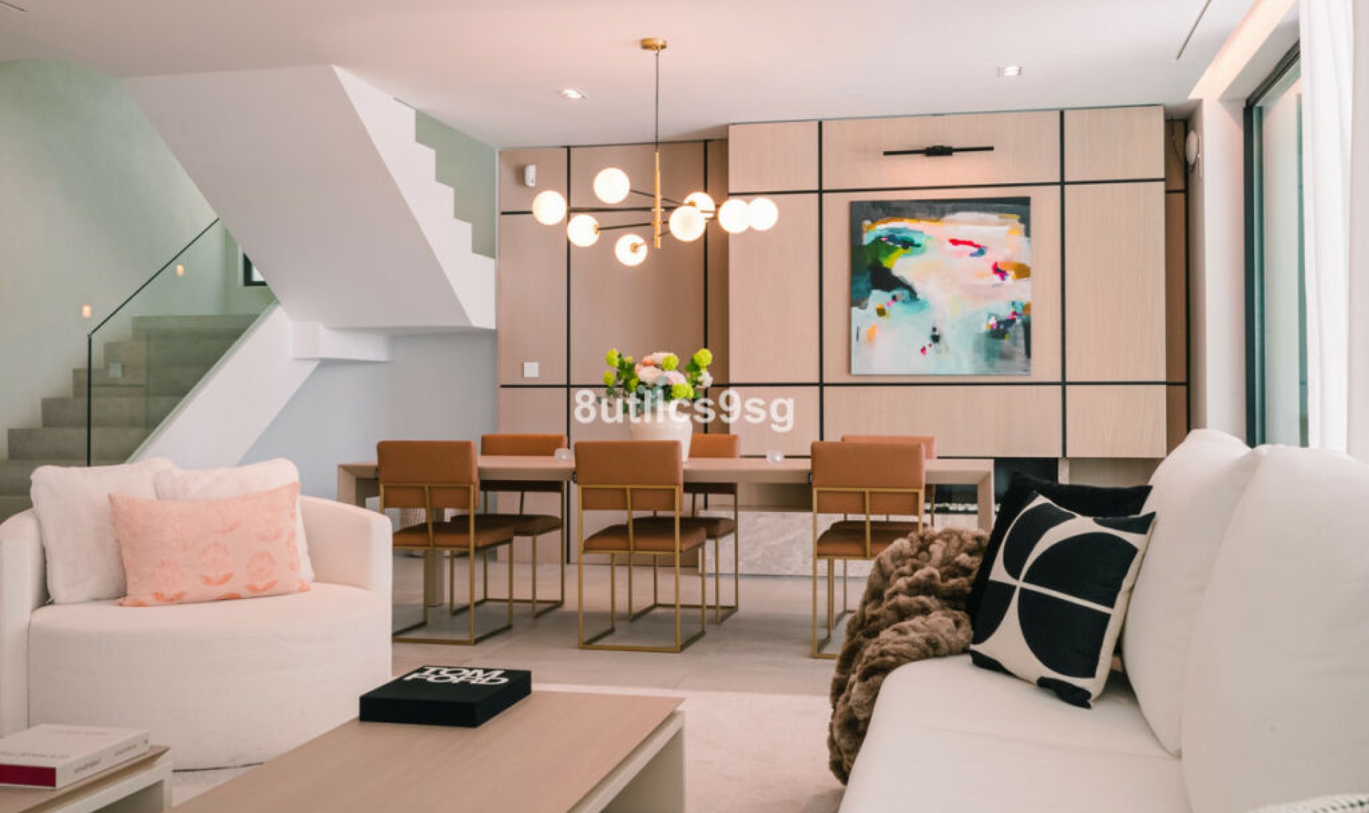 Resale - House -
Nueva Andalucía