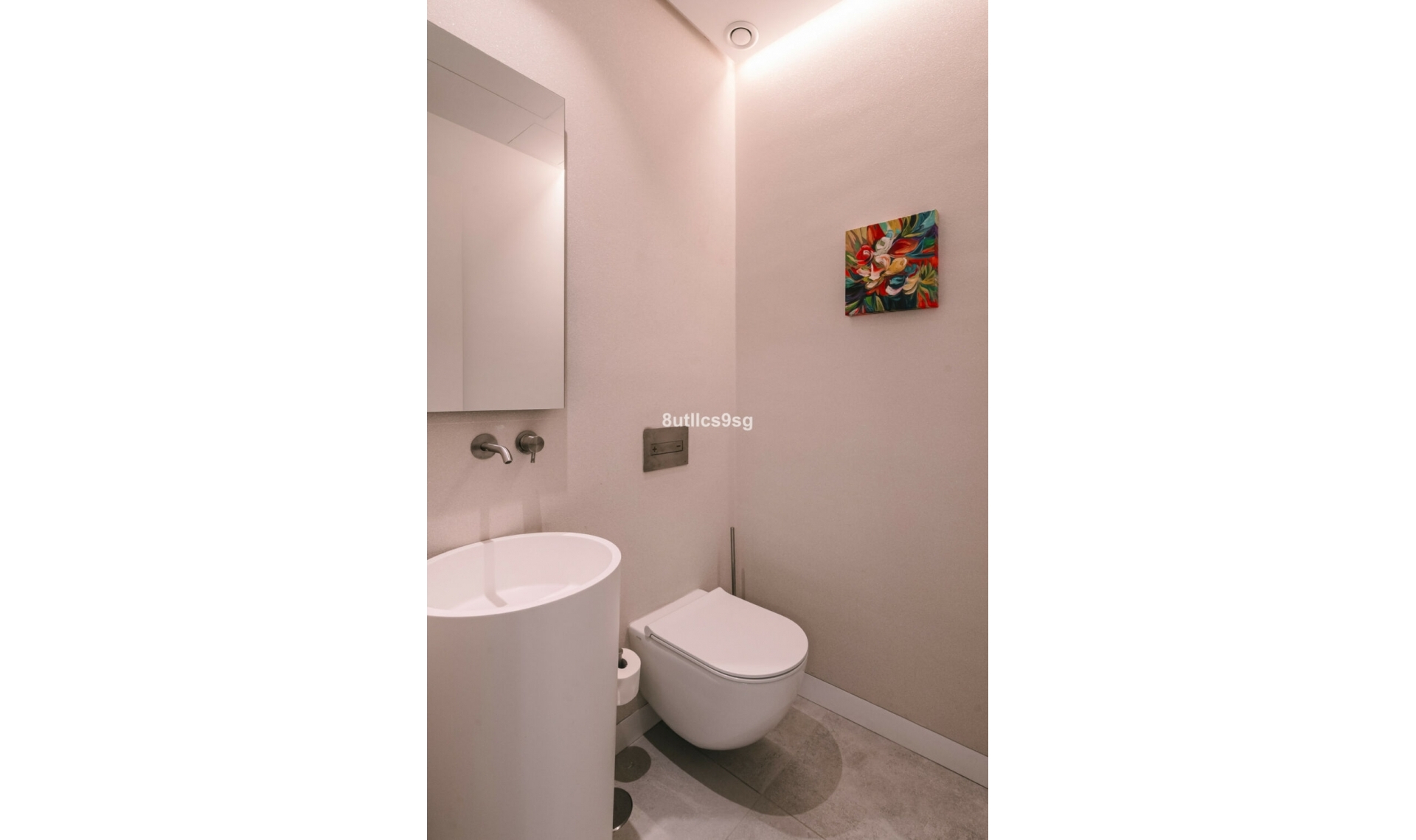 Resale - House -
Nueva Andalucía