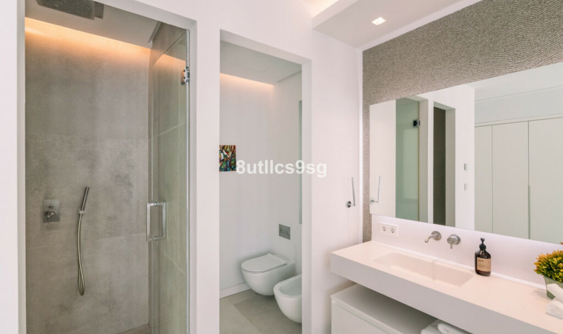 Resale - House -
Nueva Andalucía