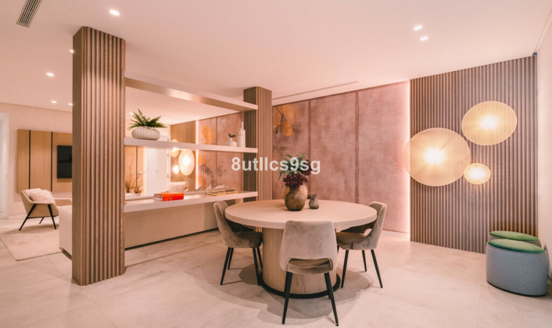 Resale - House -
Nueva Andalucía