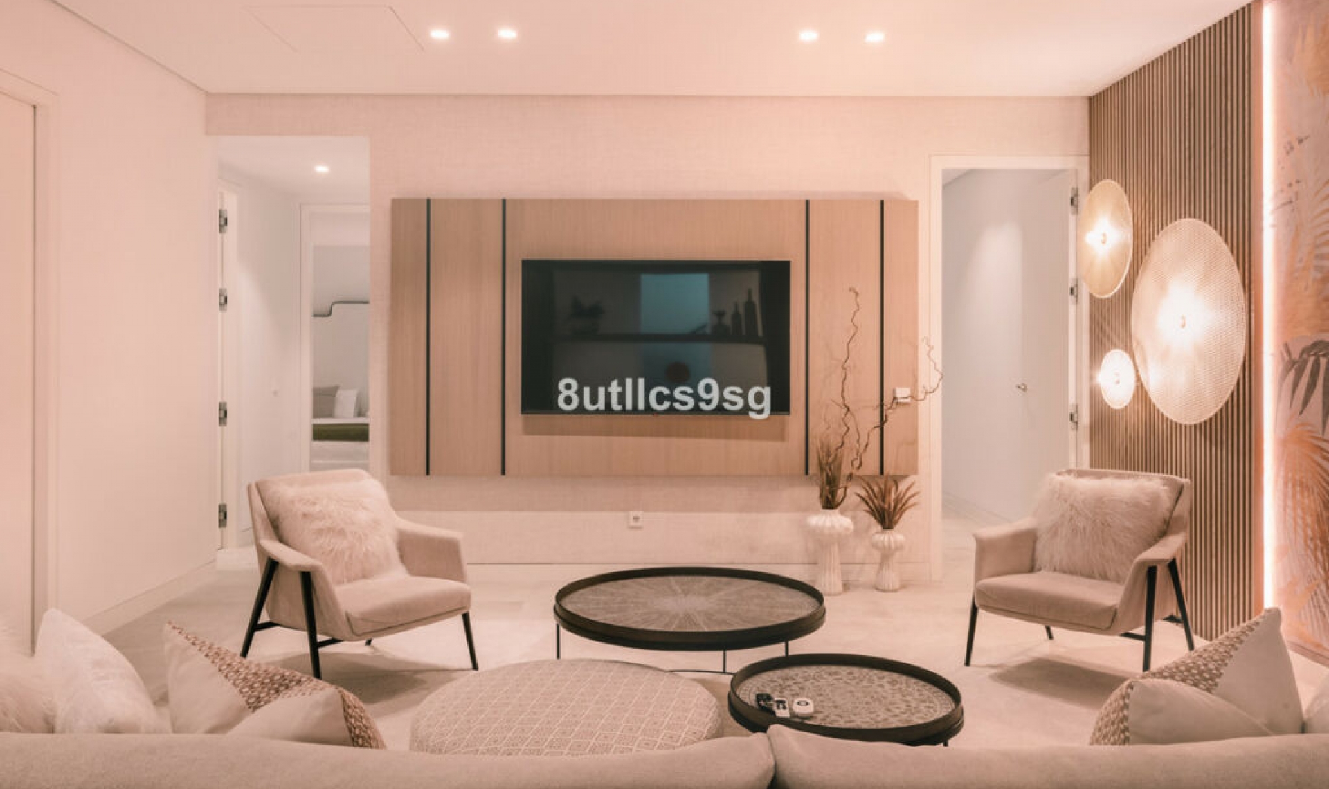 Resale - House -
Nueva Andalucía