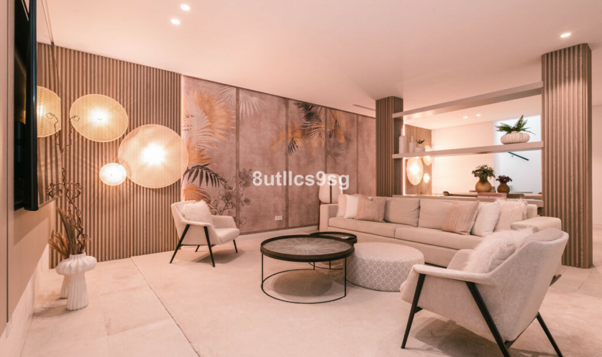 Resale - House -
Nueva Andalucía