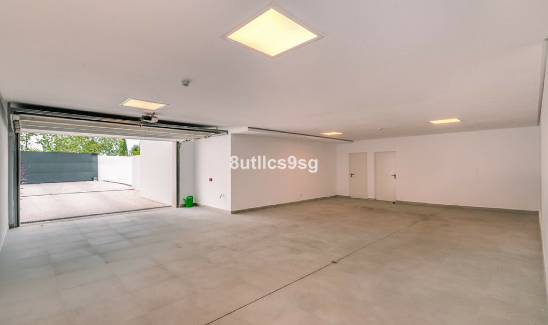 Resale - House -
Nueva Andalucía