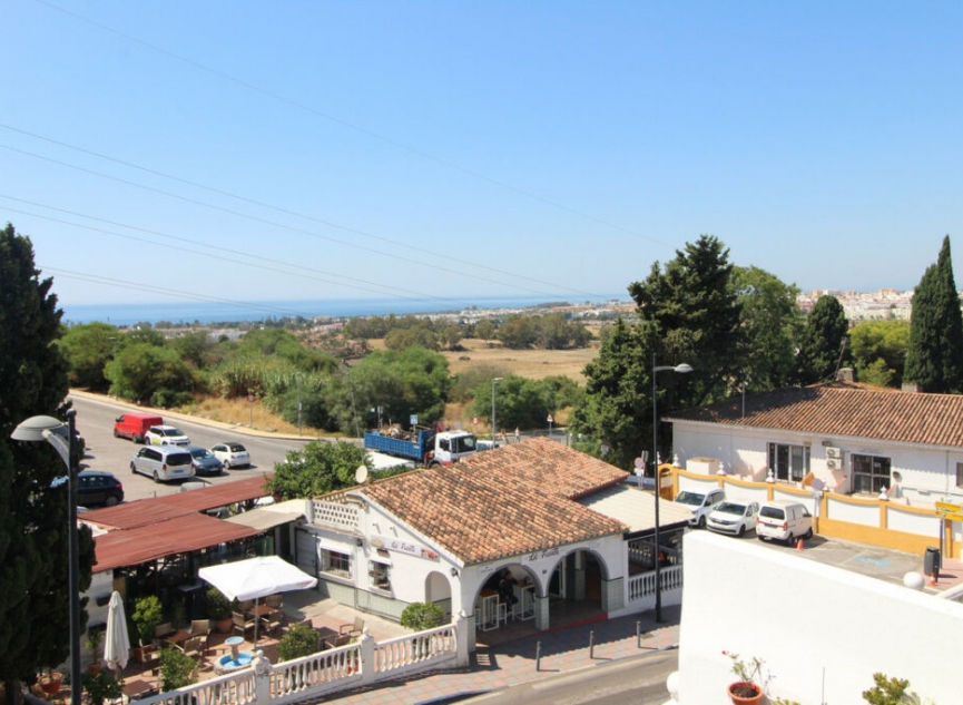 Resale - House -
Nueva Andalucía