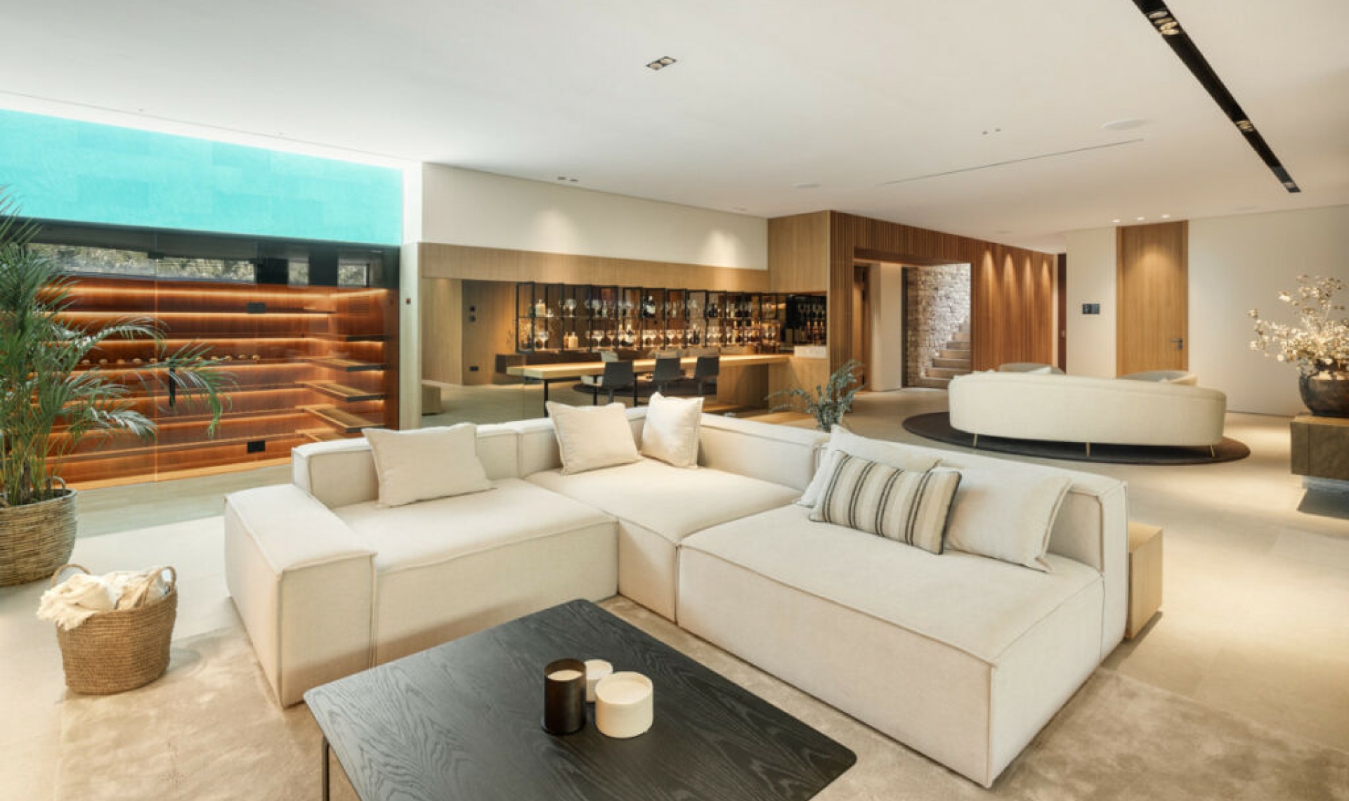 Resale - House -
Nueva Andalucía