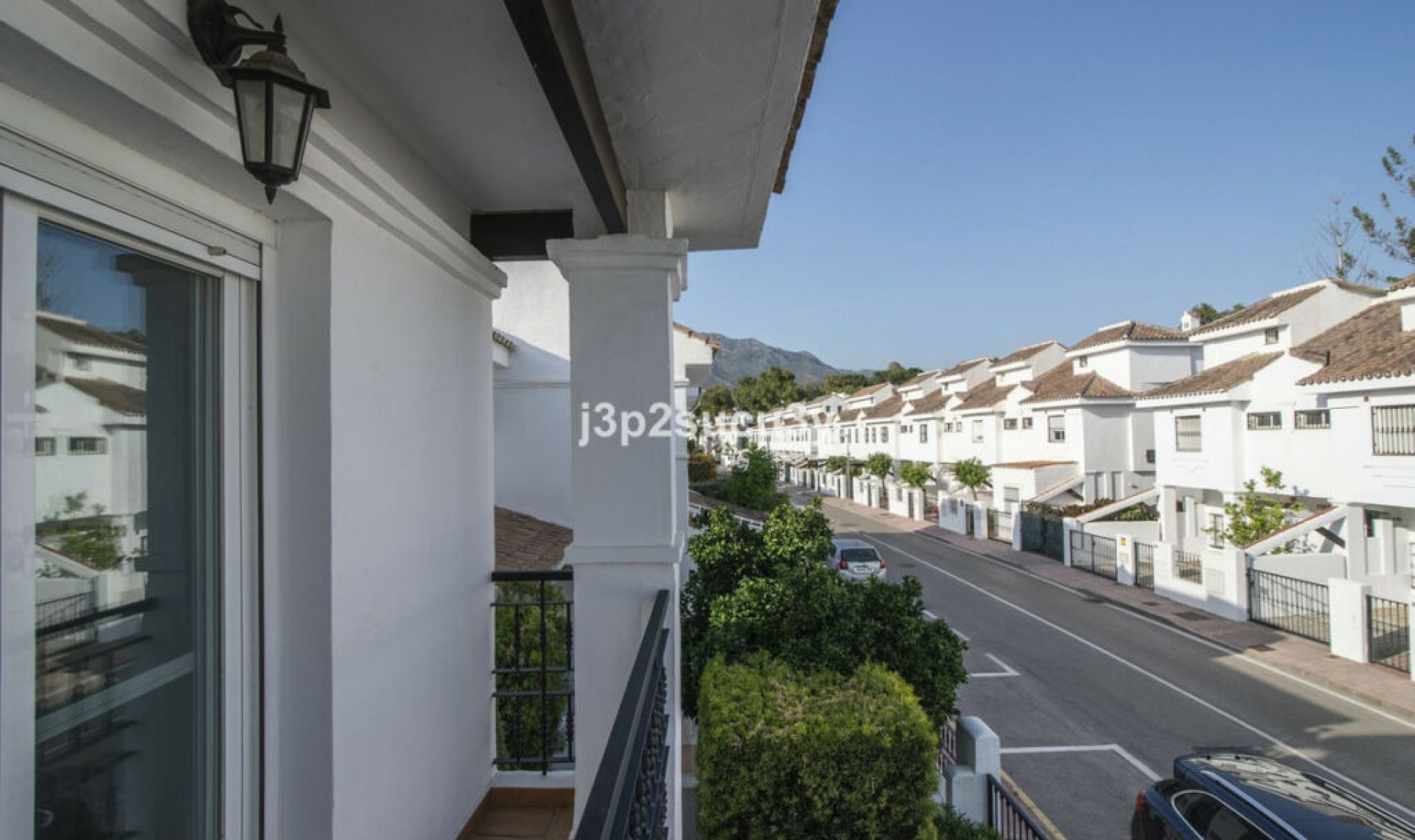 Resale - House -
Nueva Andalucía