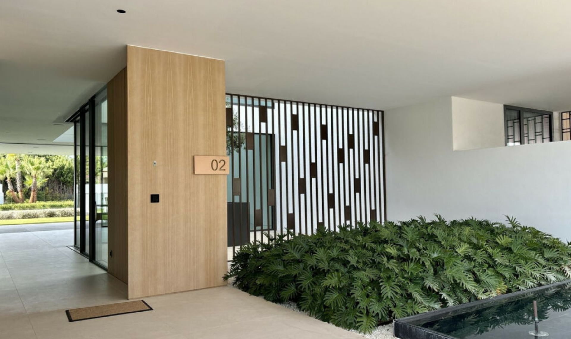 Resale - House -
Nueva Andalucía