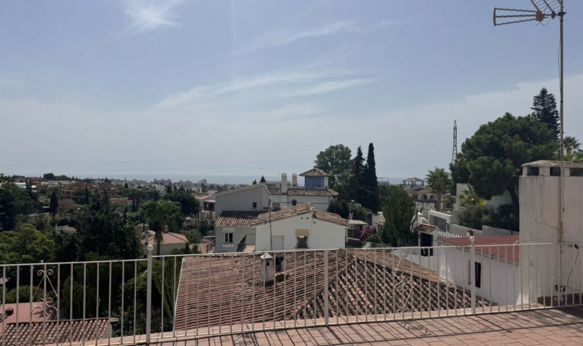 Resale - House -
Nueva Andalucía