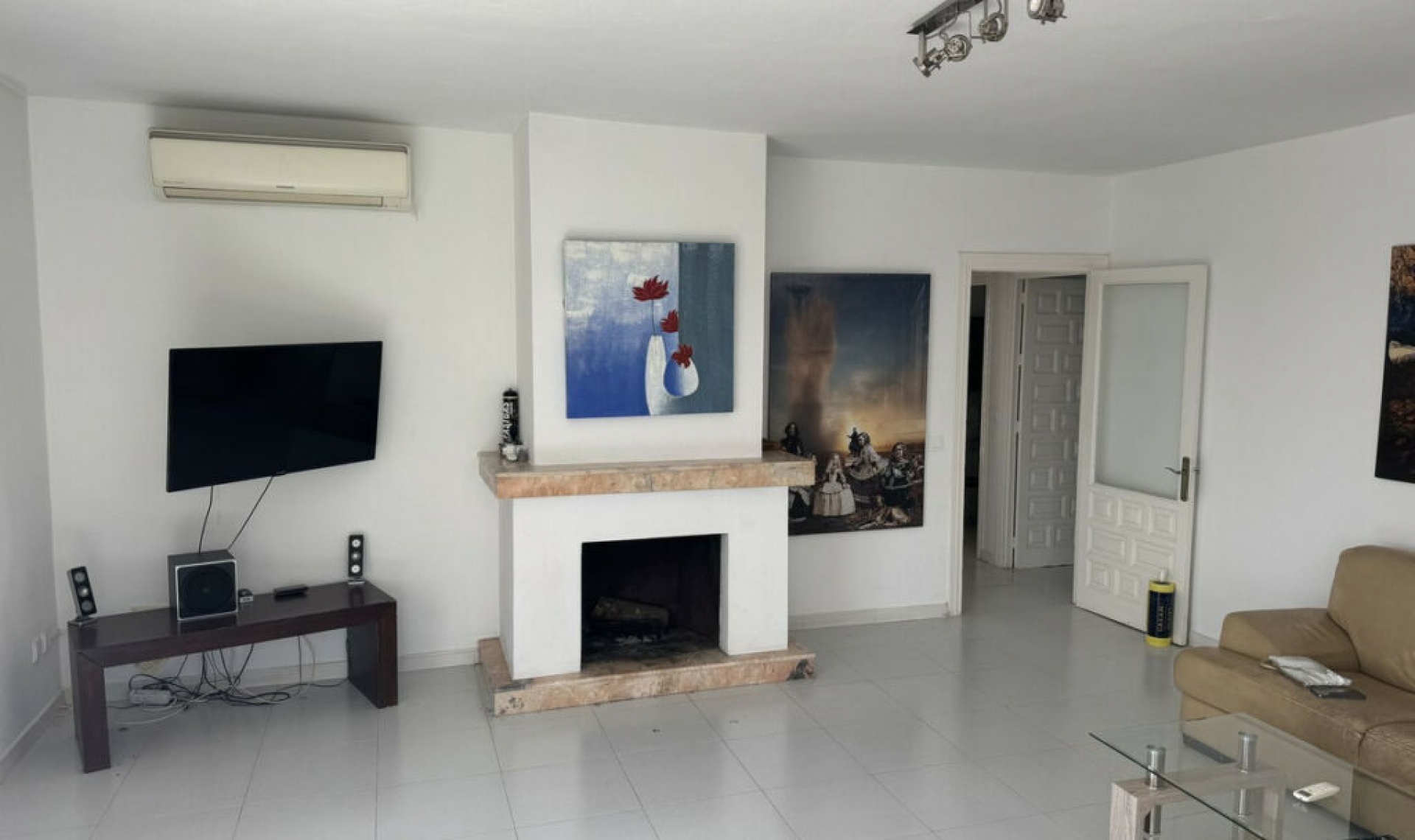 Resale - House -
Nueva Andalucía