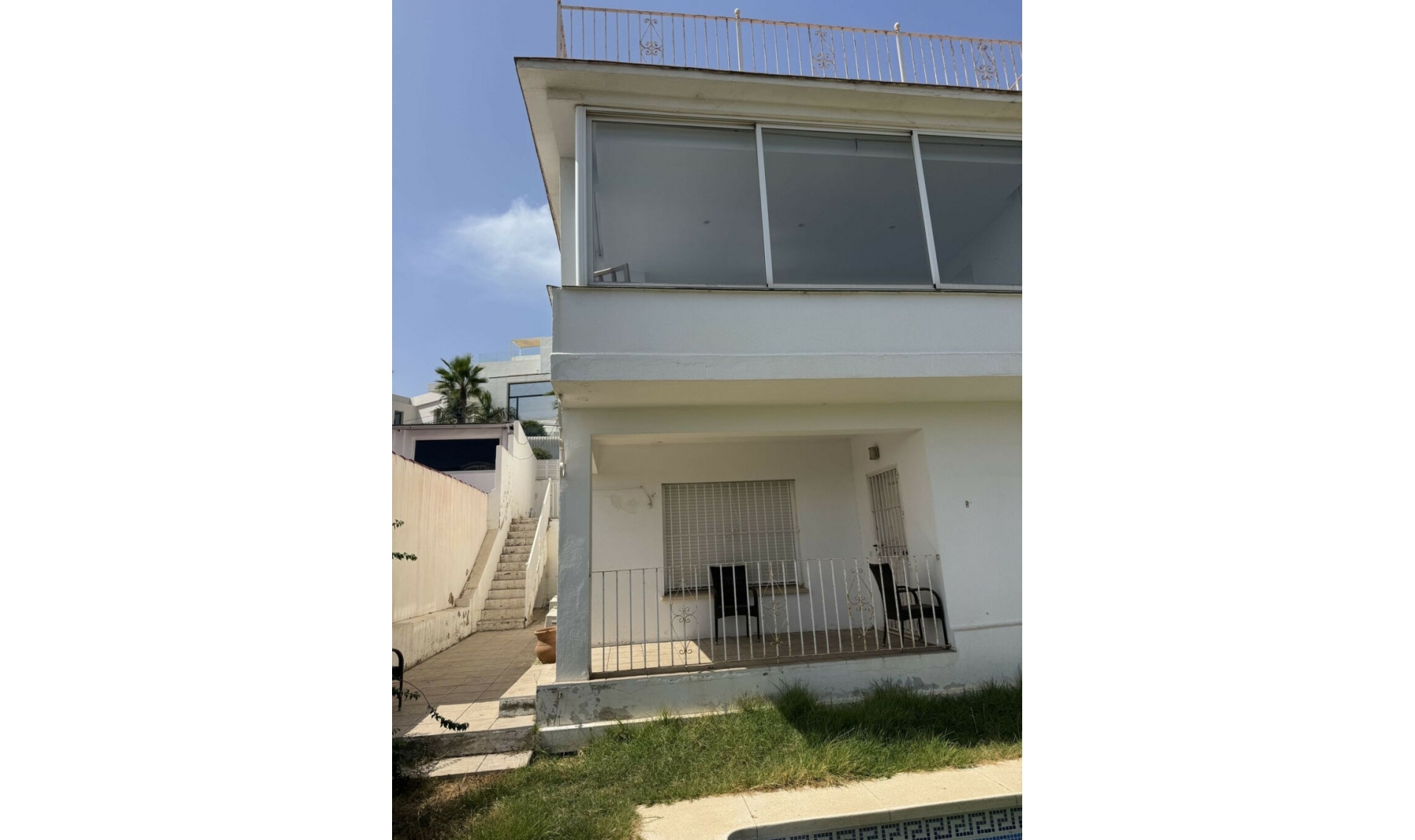 Resale - House -
Nueva Andalucía