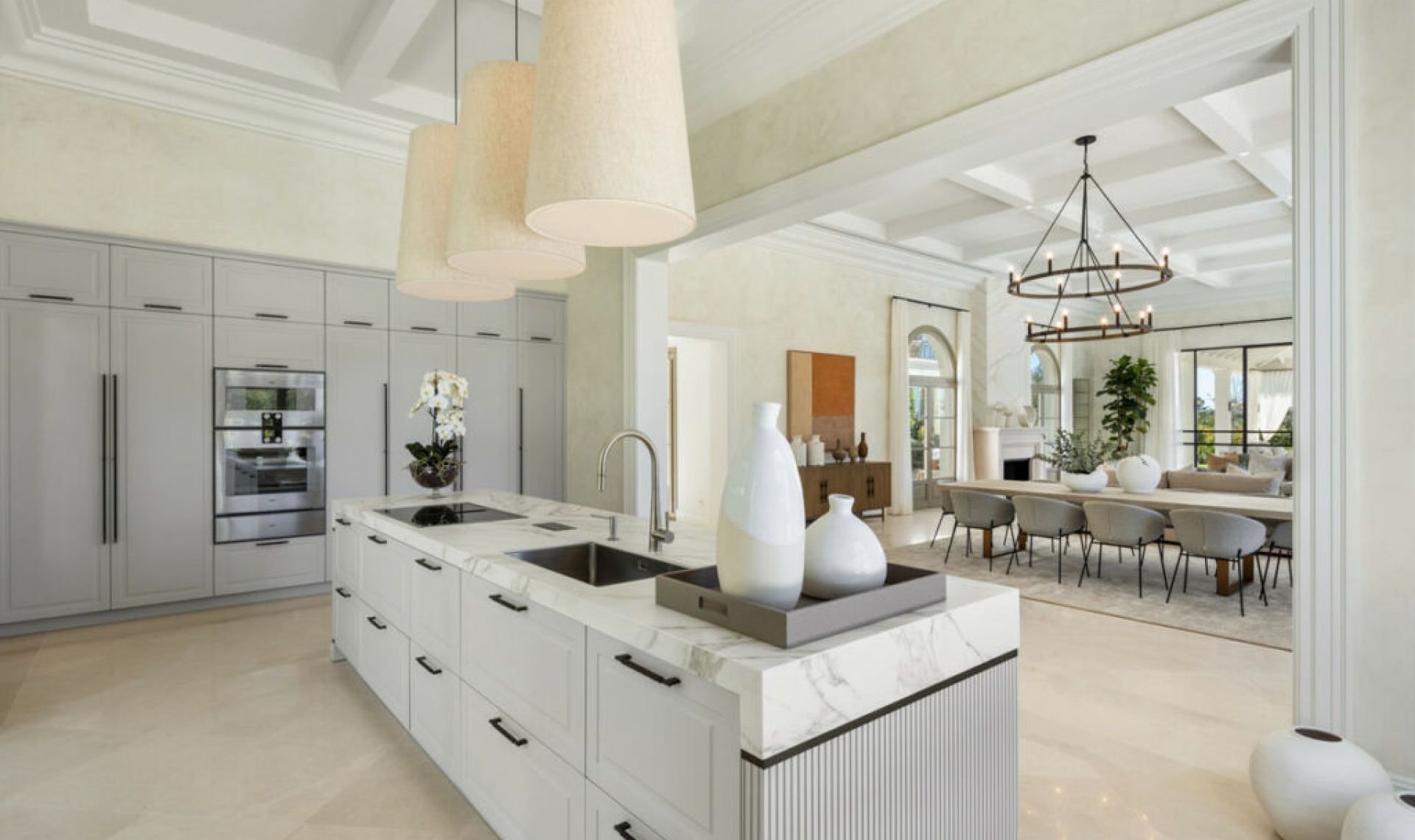 Resale - House -
Nueva Andalucía