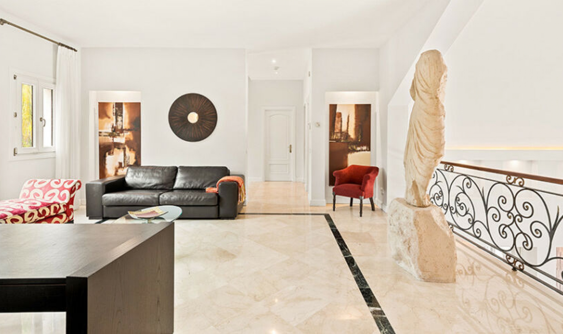 Resale - House -
Nueva Andalucía