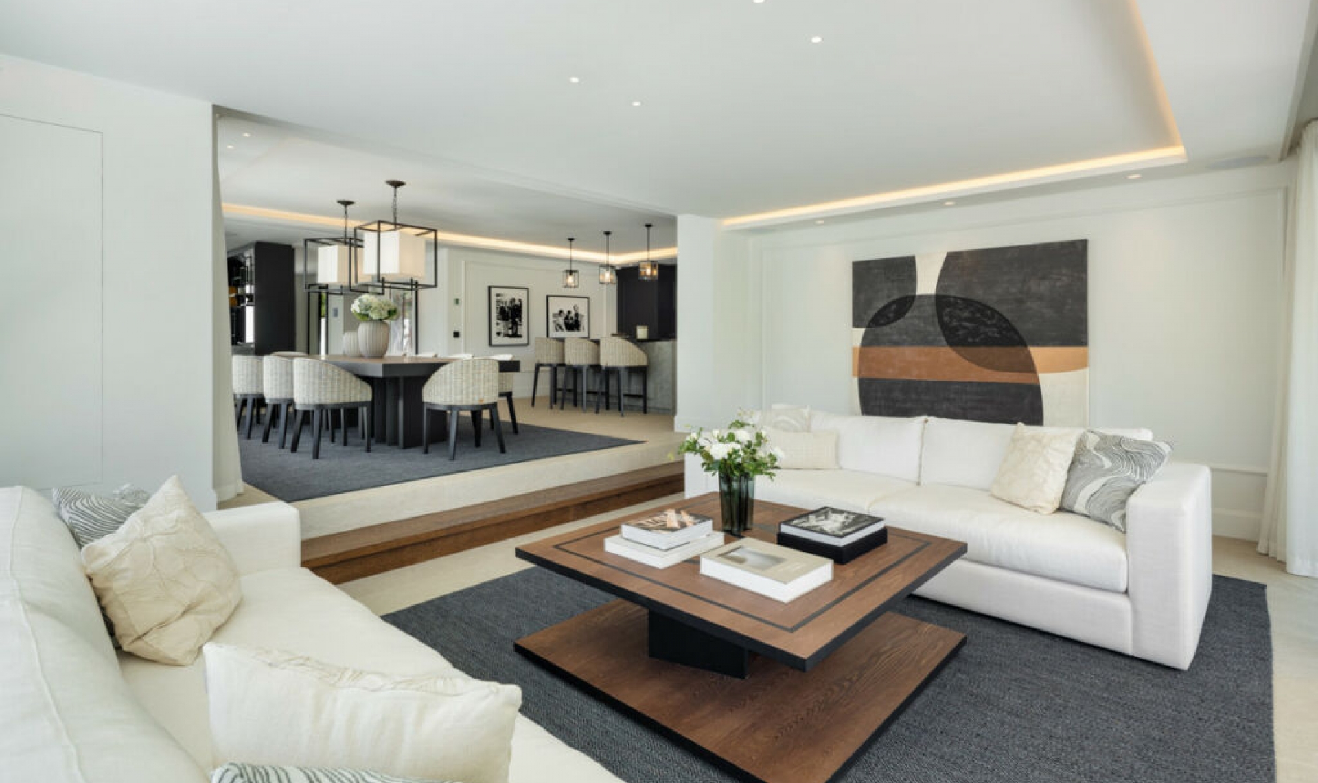 Resale - House -
Nueva Andalucía