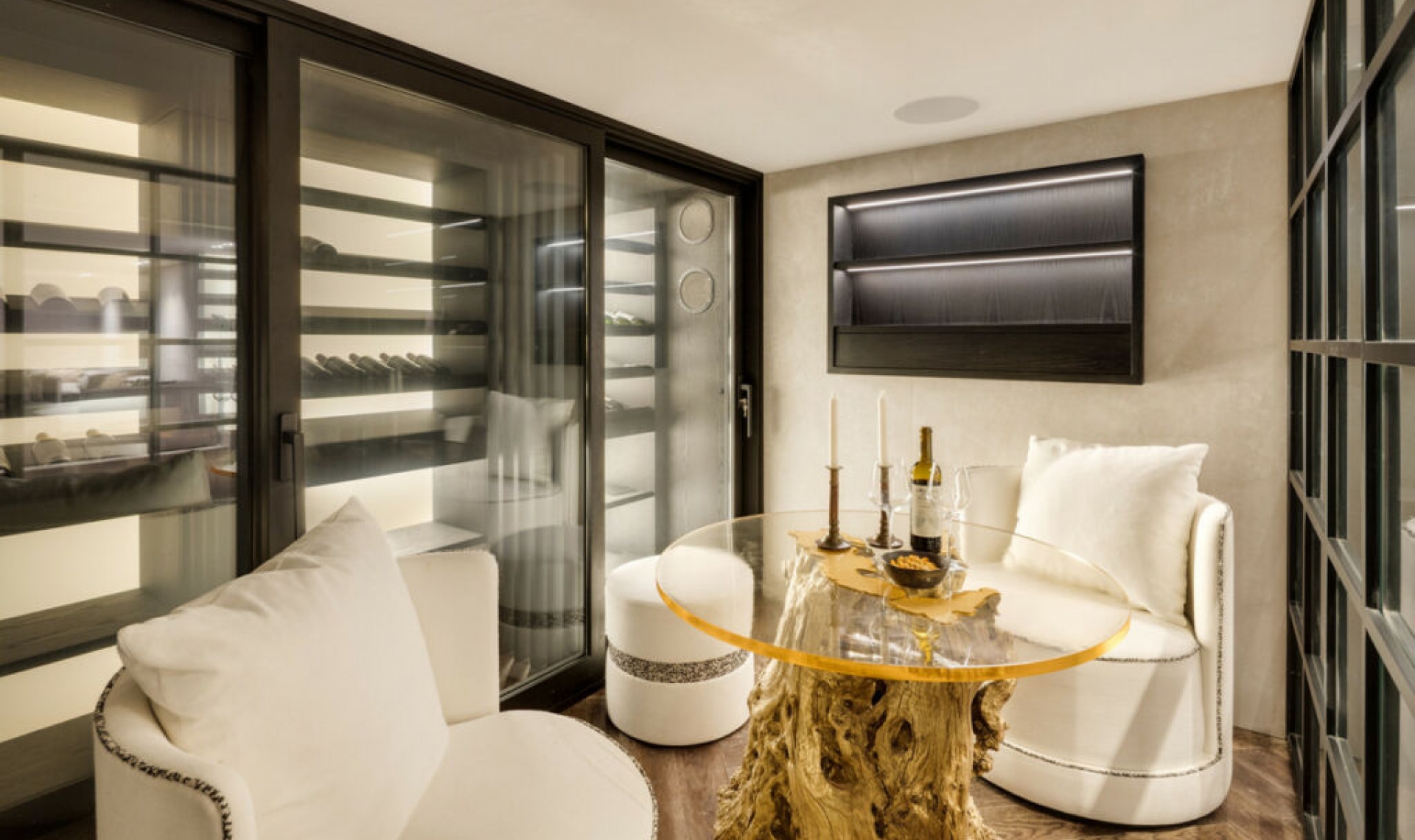 Resale - House -
Nueva Andalucía