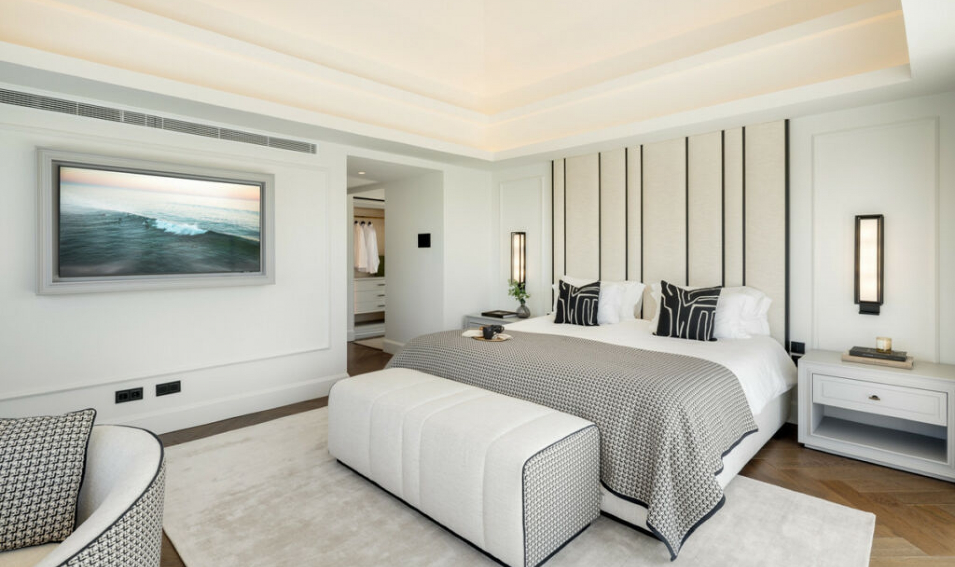 Resale - House -
Nueva Andalucía