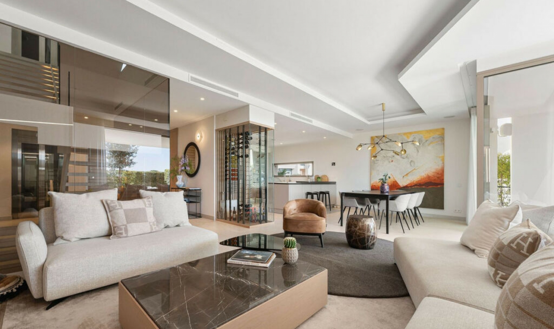 Resale - House -
Nueva Andalucía