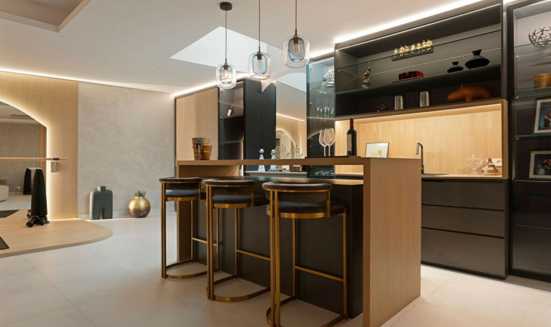 Resale - House -
Nueva Andalucía