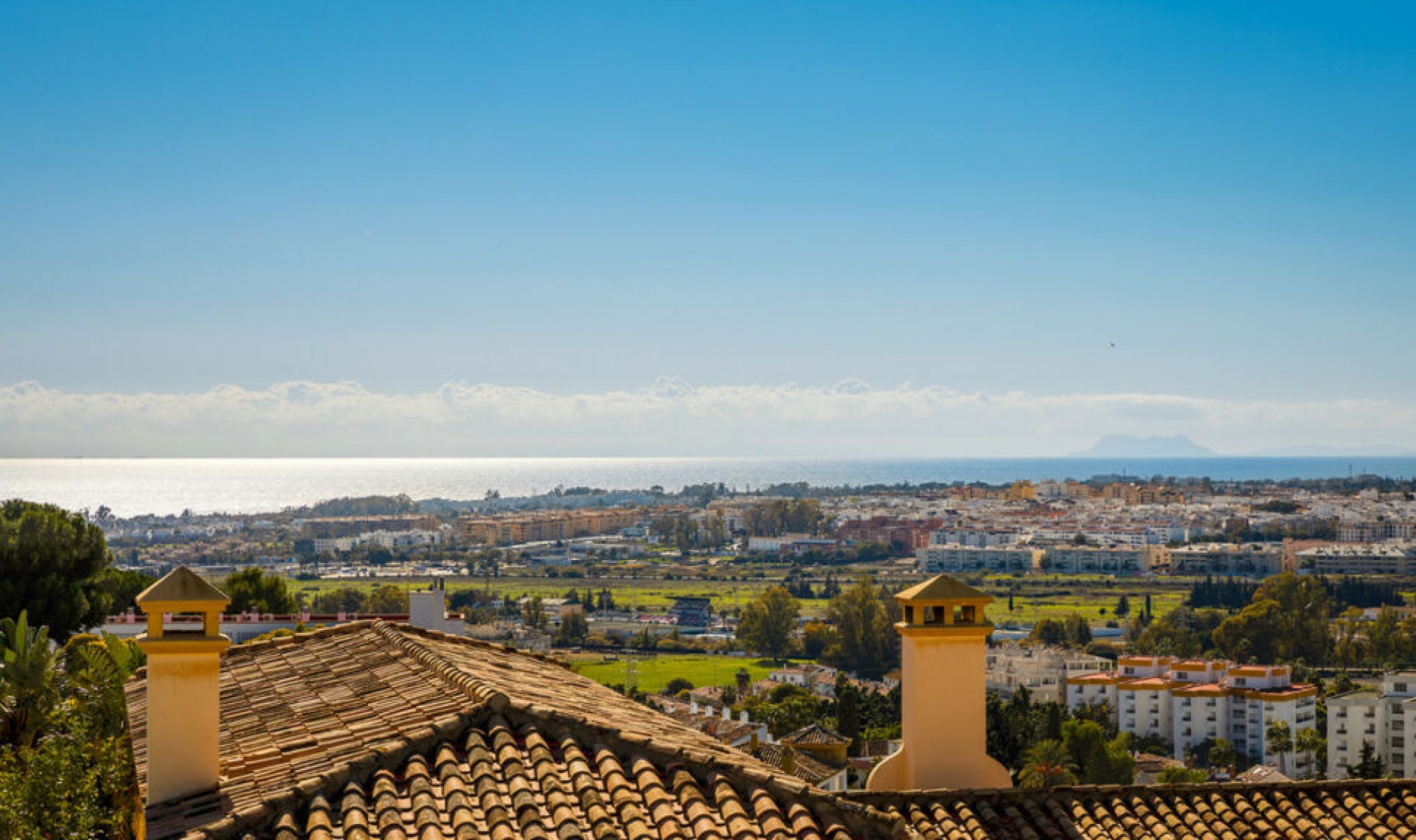 Resale - House -
Nueva Andalucía